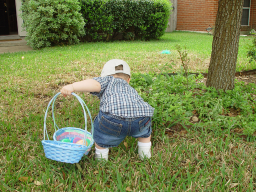 Chad & Sally Come to Visit, Zack's 1st Easter Egg Hunt