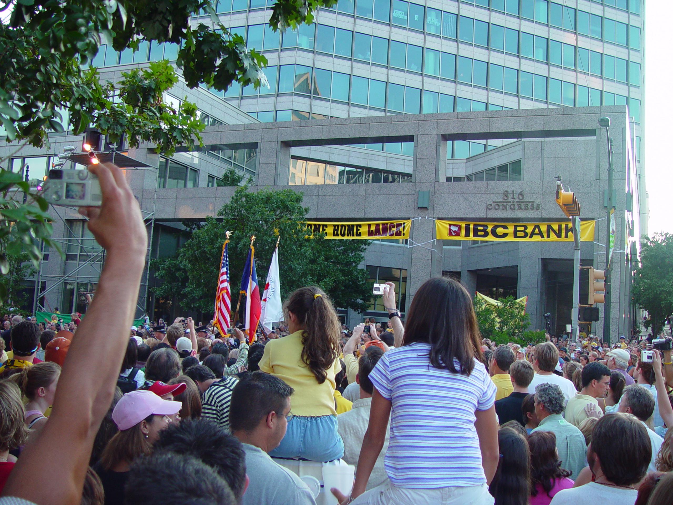 Lance Armstrong's 6th Tour de France Celebration