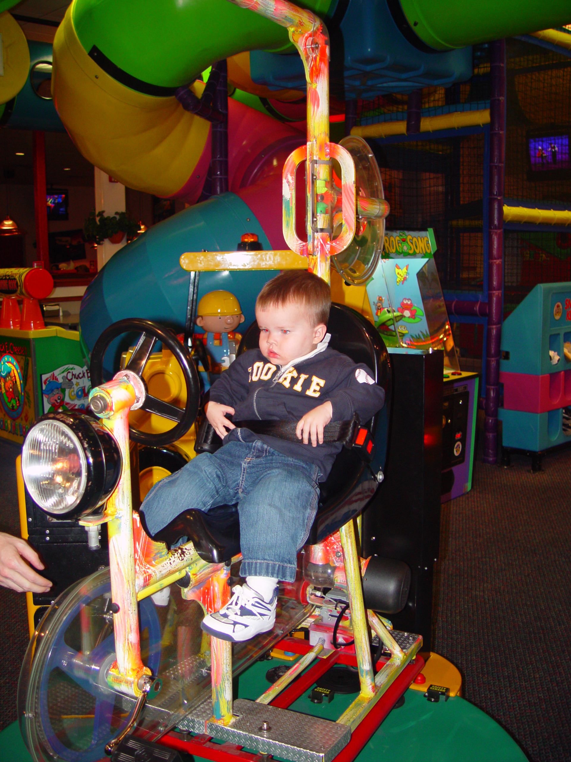 Chuck E. Cheese, Texas Football, Capital Gym