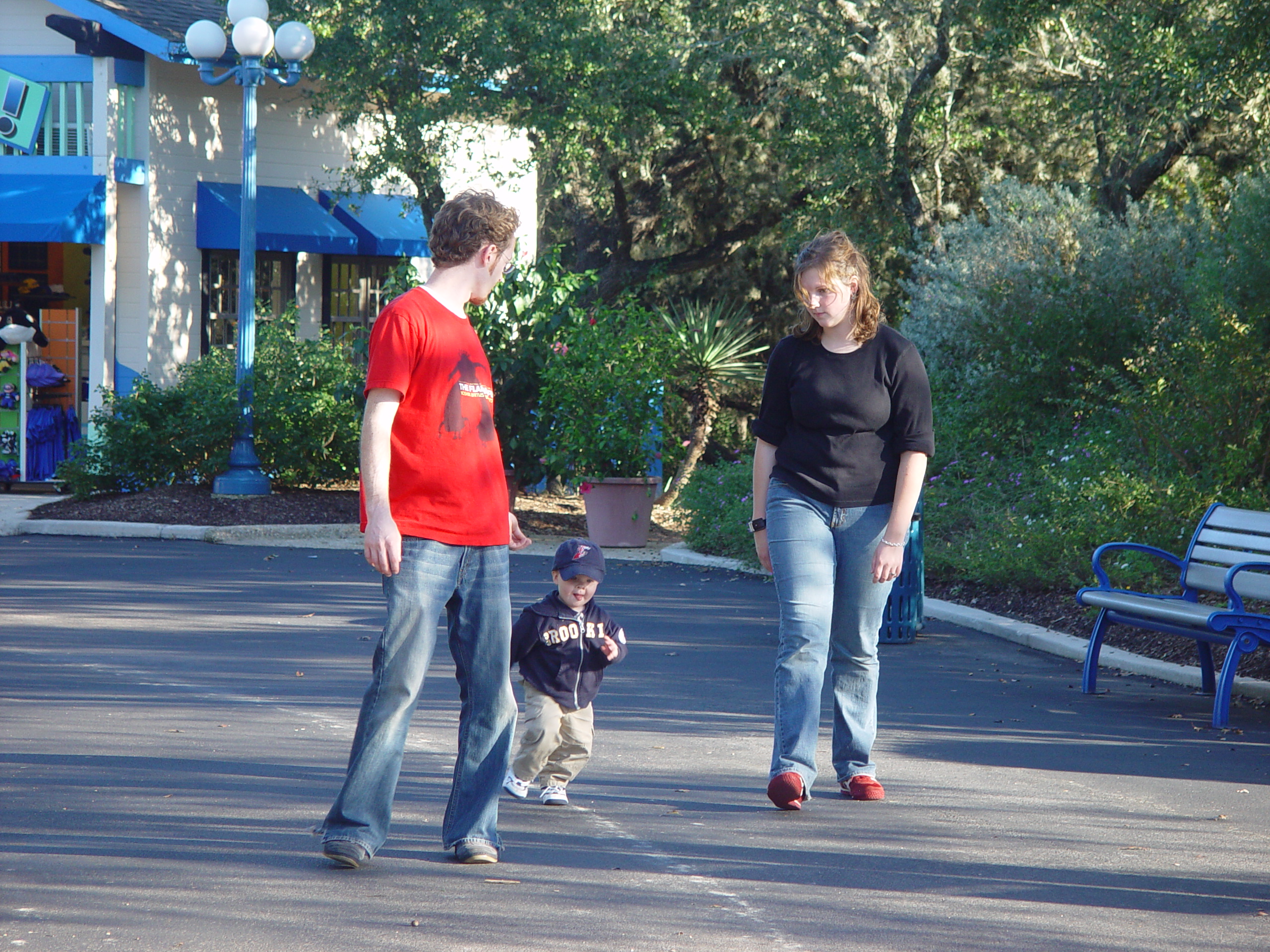 Thanksgiving 2004, Seaworld, Zack's Early 2nd Birthday