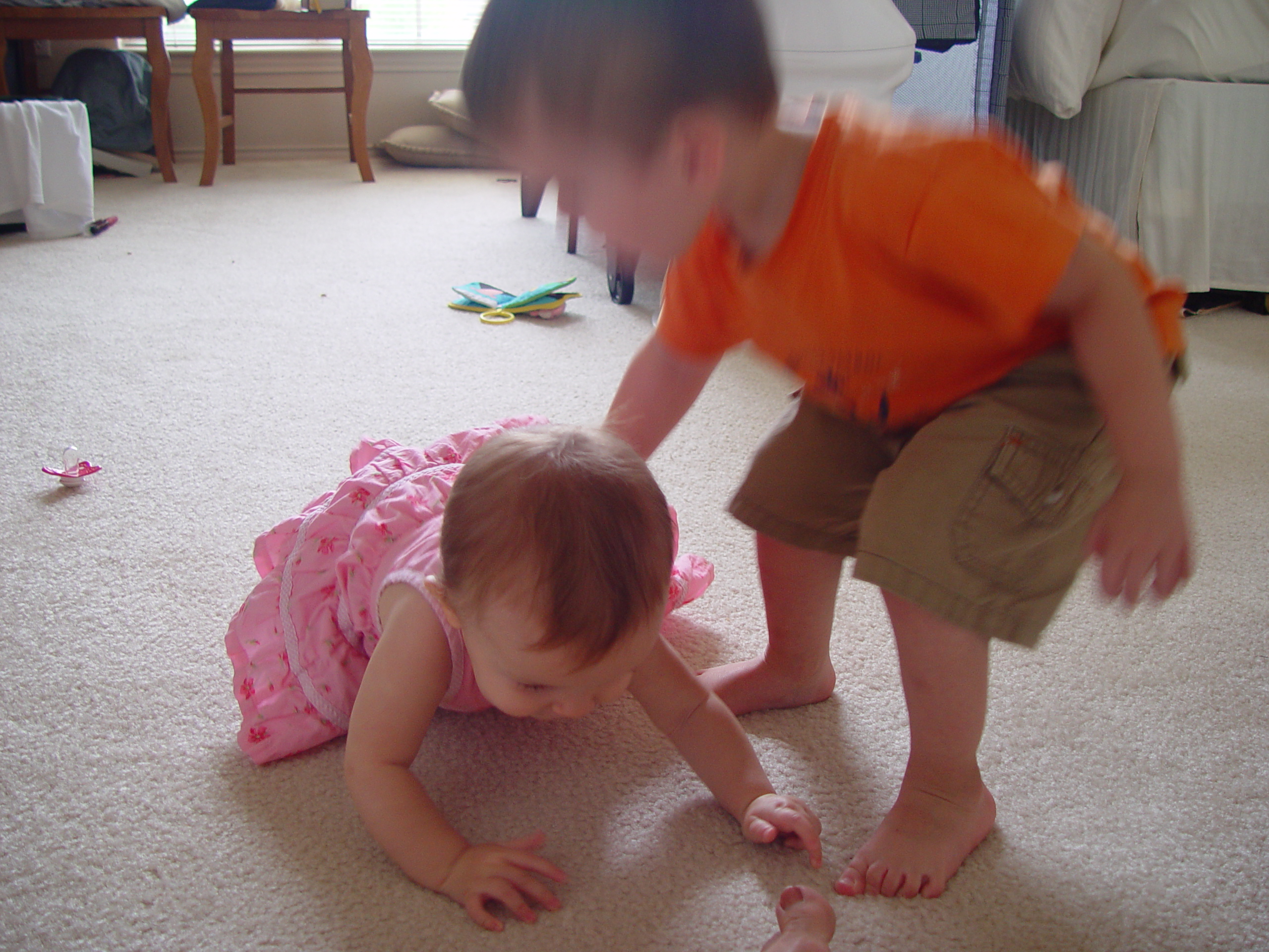 Zack and Ava (Wagon & Giraffe Costumes), Painting the Bathroom