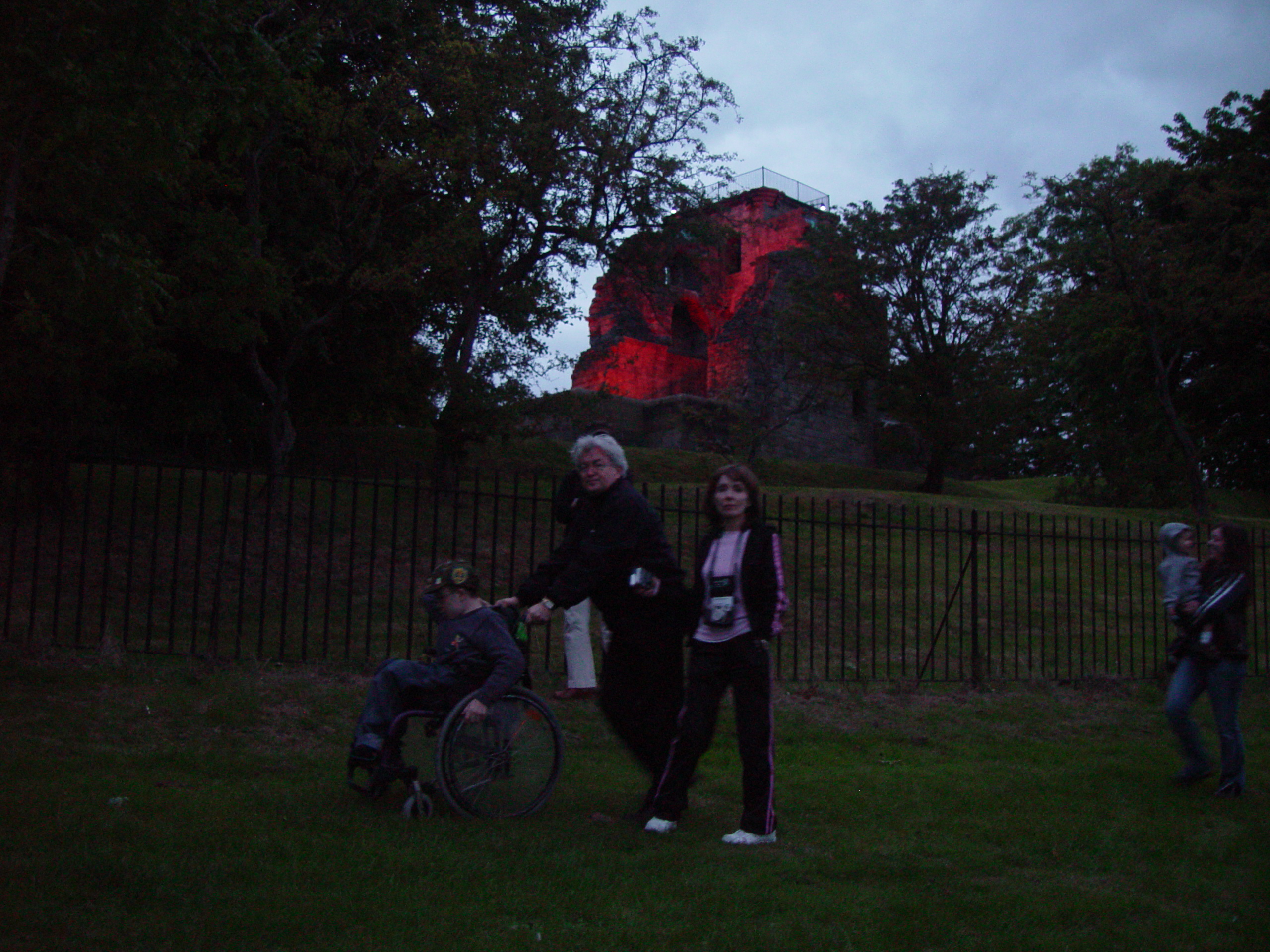 Europe Trip 2005 - Scotland Day 1 (Crookston Castle, Aberfoyle (The Forth Inn))