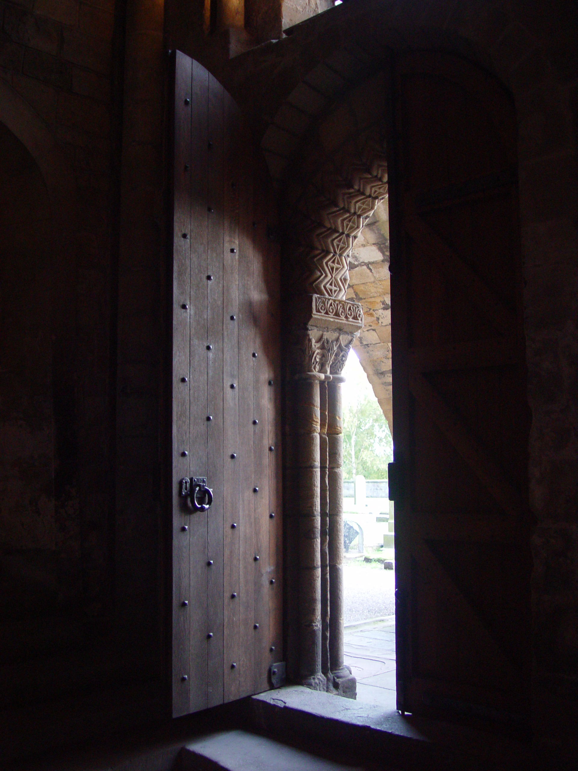 Europe Trip 2005 - Scotland Day 2 (Dunfermline Abbey, Loch Leven Castle, Kirkmichael (The Log Cabin Hotel))