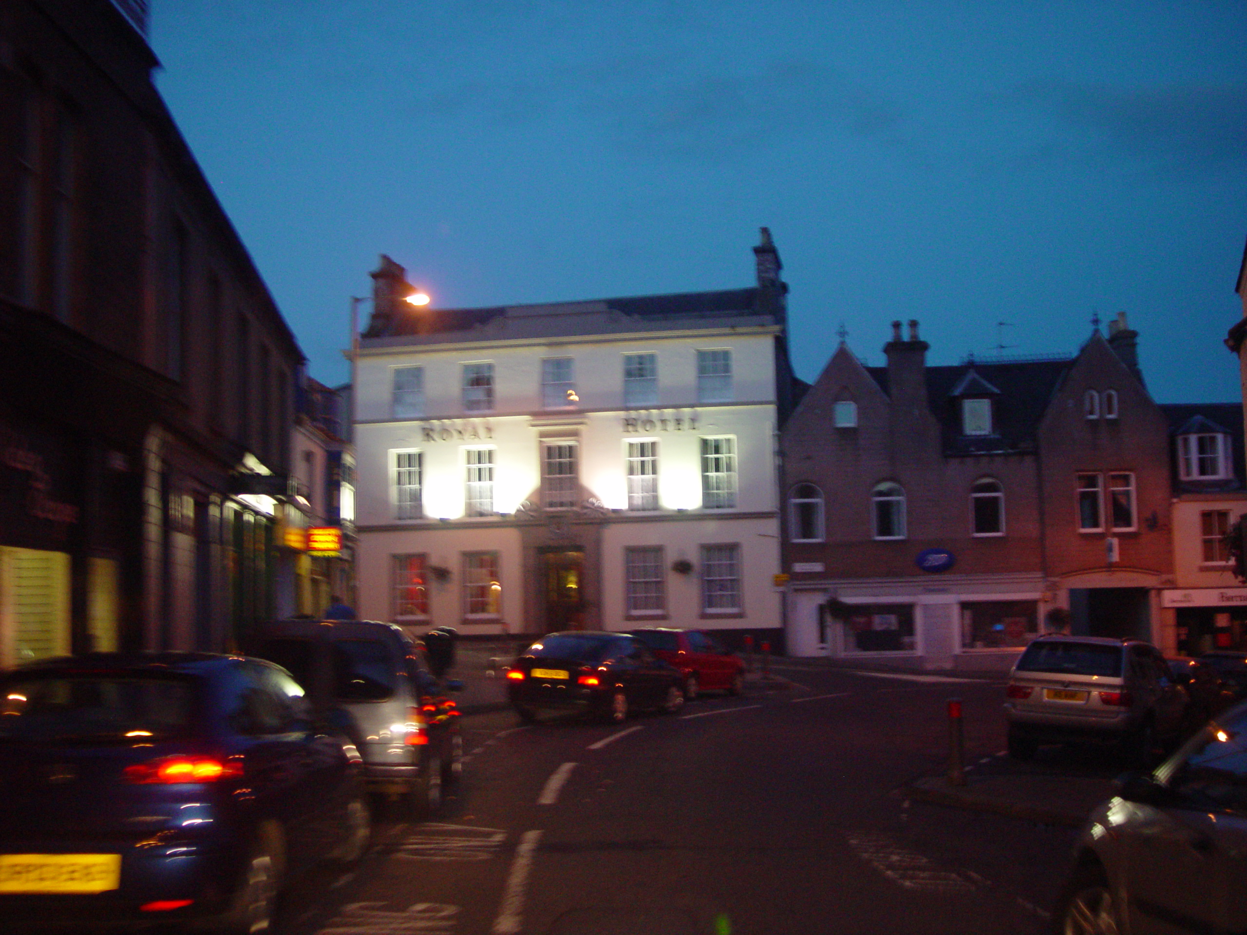 Europe Trip 2005 - Scotland Day 2 (Dunfermline Abbey, Loch Leven Castle, Kirkmichael (The Log Cabin Hotel))