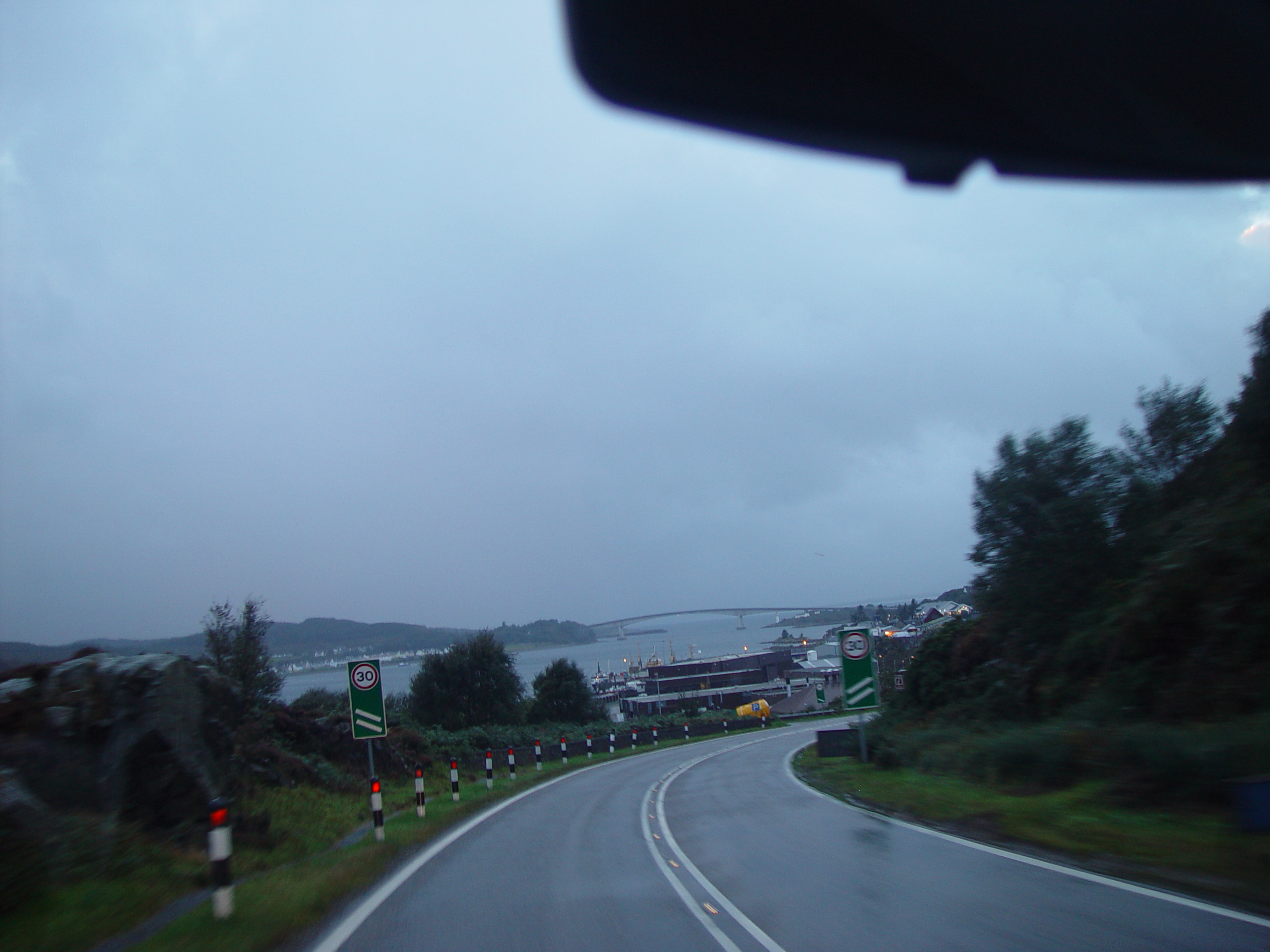 Europe Trip 2005 - Scotland Day 3 (Eilean Donan Castle, The Isle of Skye Bridge, Portree (The Pink Guest House))