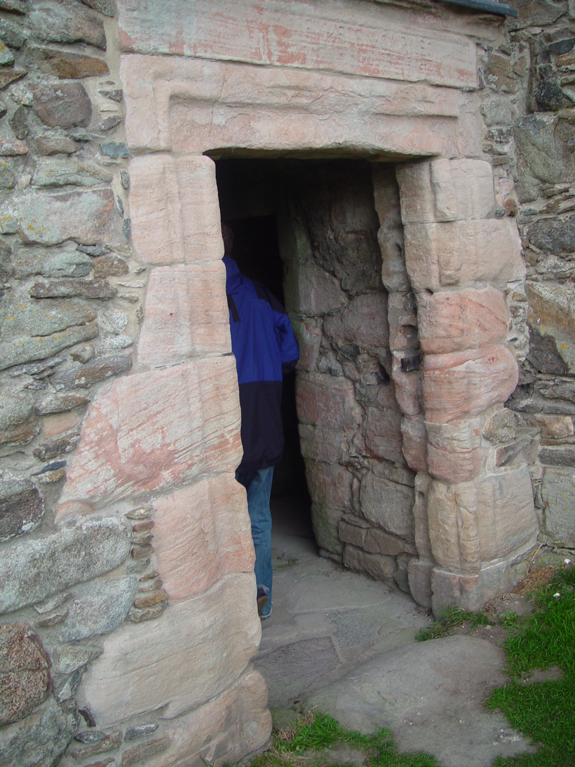 Europe Trip 2005 - Scotland Day 5 (Clunie Lodge (Braemar), Braemar Castle, Glenbuchat Castle, Scottish Highland Cows)