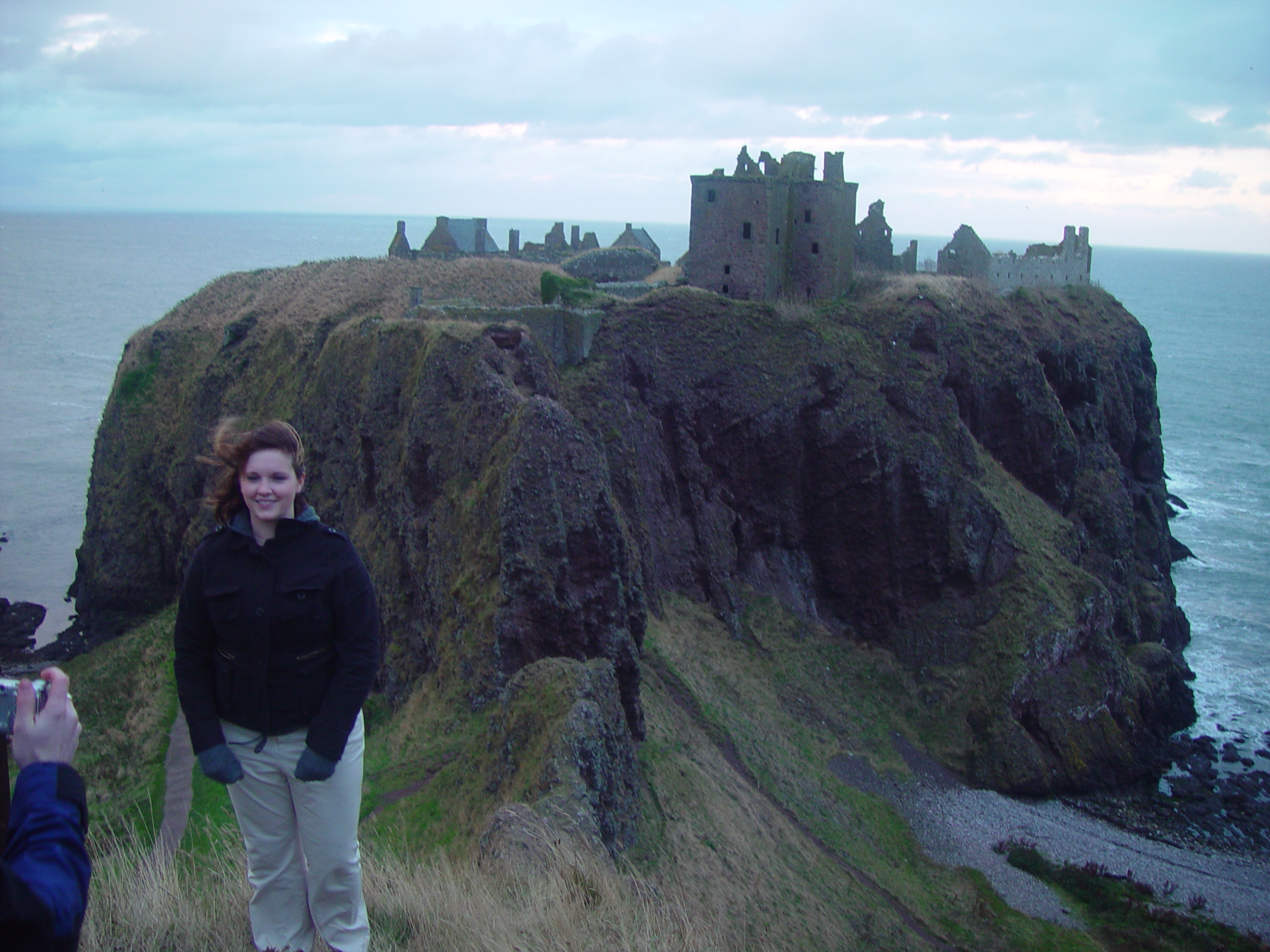 Europe Trip 2005 - Scotland Day 5 (Dunnottar Castle, Dundee: The Scott Boys (Michael, Wayne, & Lee), Betty & Jean))