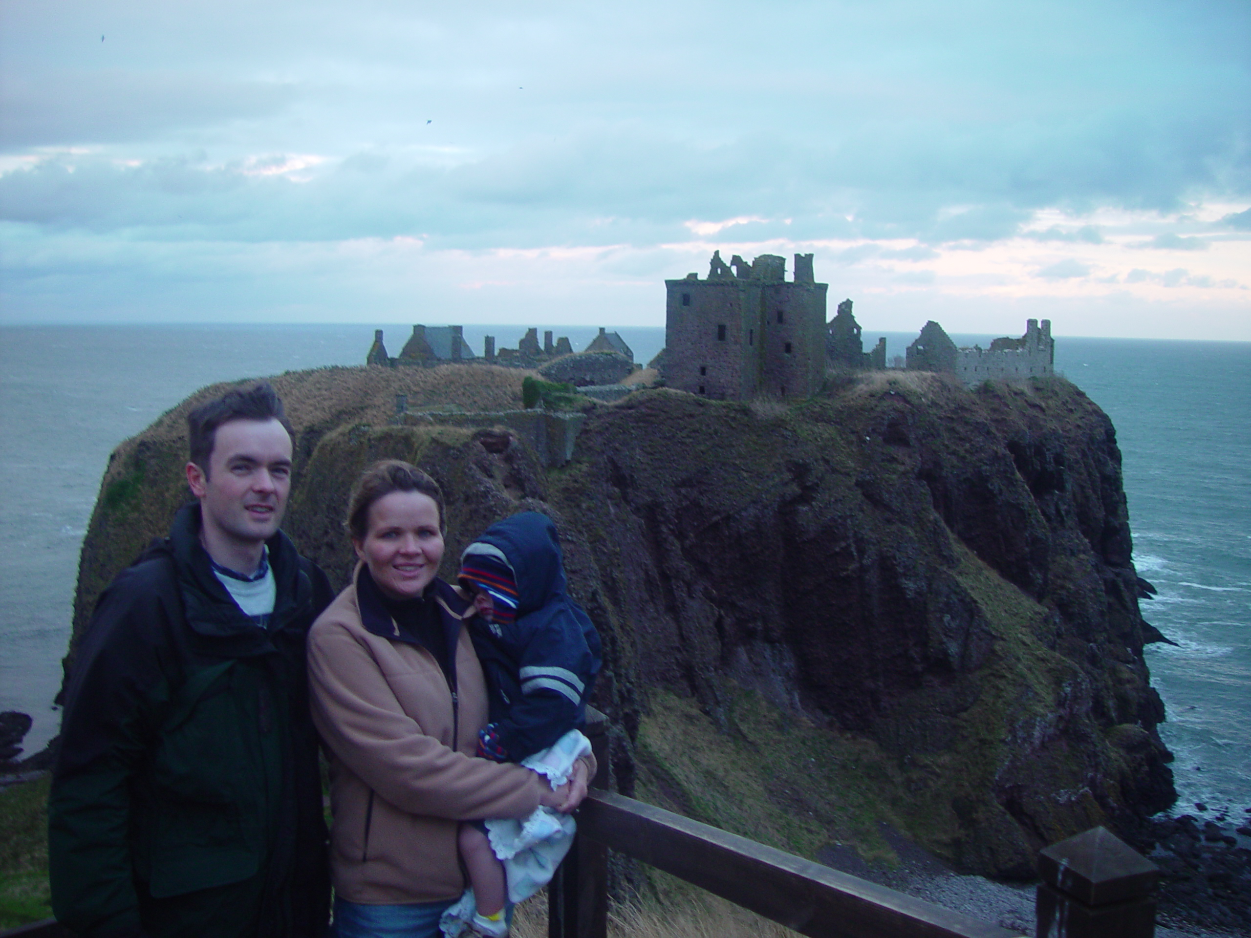 Europe Trip 2005 - Scotland Day 5 (Dunnottar Castle, Dundee: The Scott Boys (Michael, Wayne, & Lee), Betty & Jean))