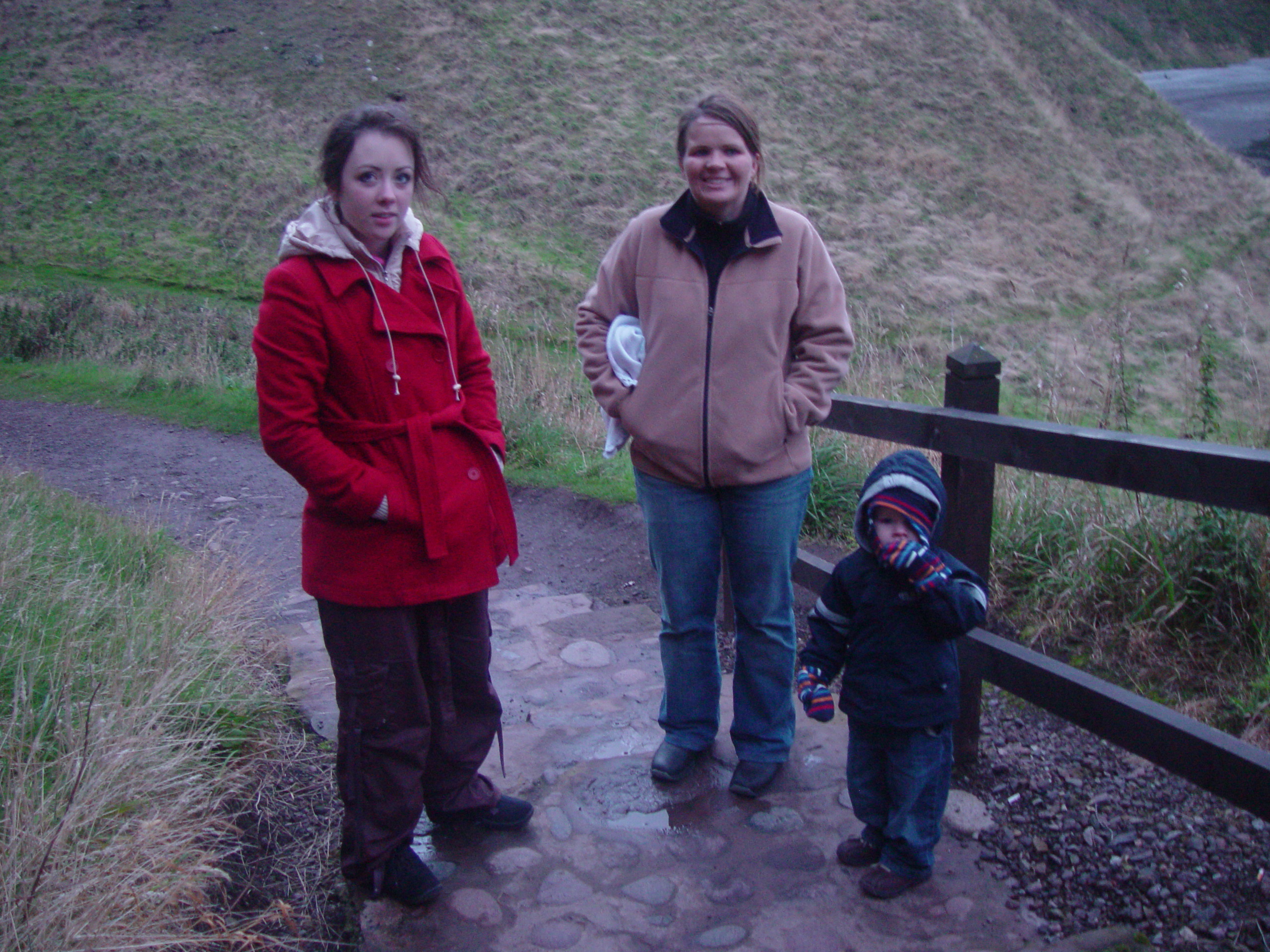 Europe Trip 2005 - Scotland Day 5 (Dunnottar Castle, Dundee: The Scott Boys (Michael, Wayne, & Lee), Betty & Jean))