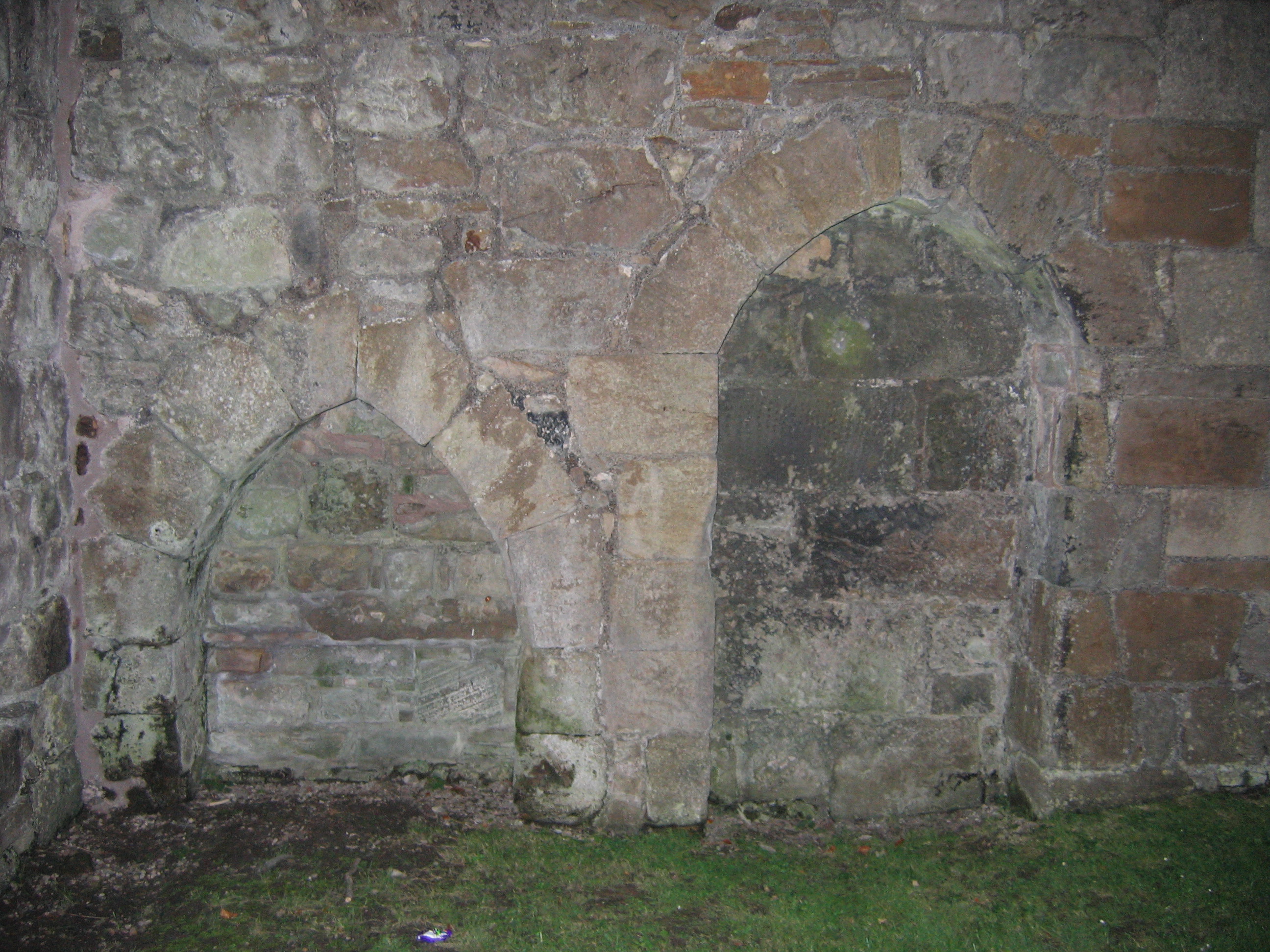 Europe Trip 2005 - Scotland Day 1 (Crookston Castle, Aberfoyle (The Forth Inn))