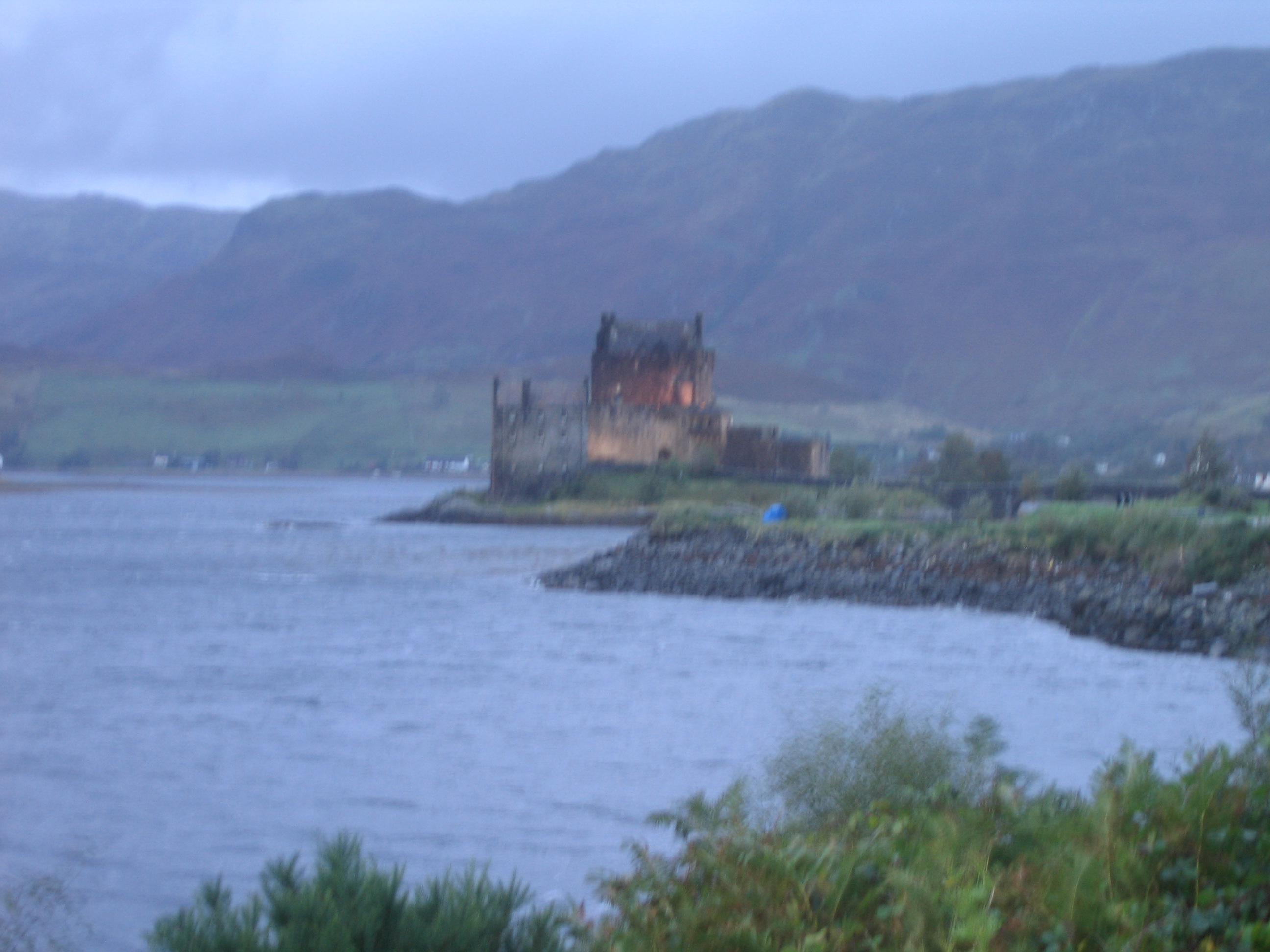 Europe Trip 2005 - Scotland Day 3 (Eilean Donan Castle, The Isle of Skye Bridge, Portree (The Pink Guest House))