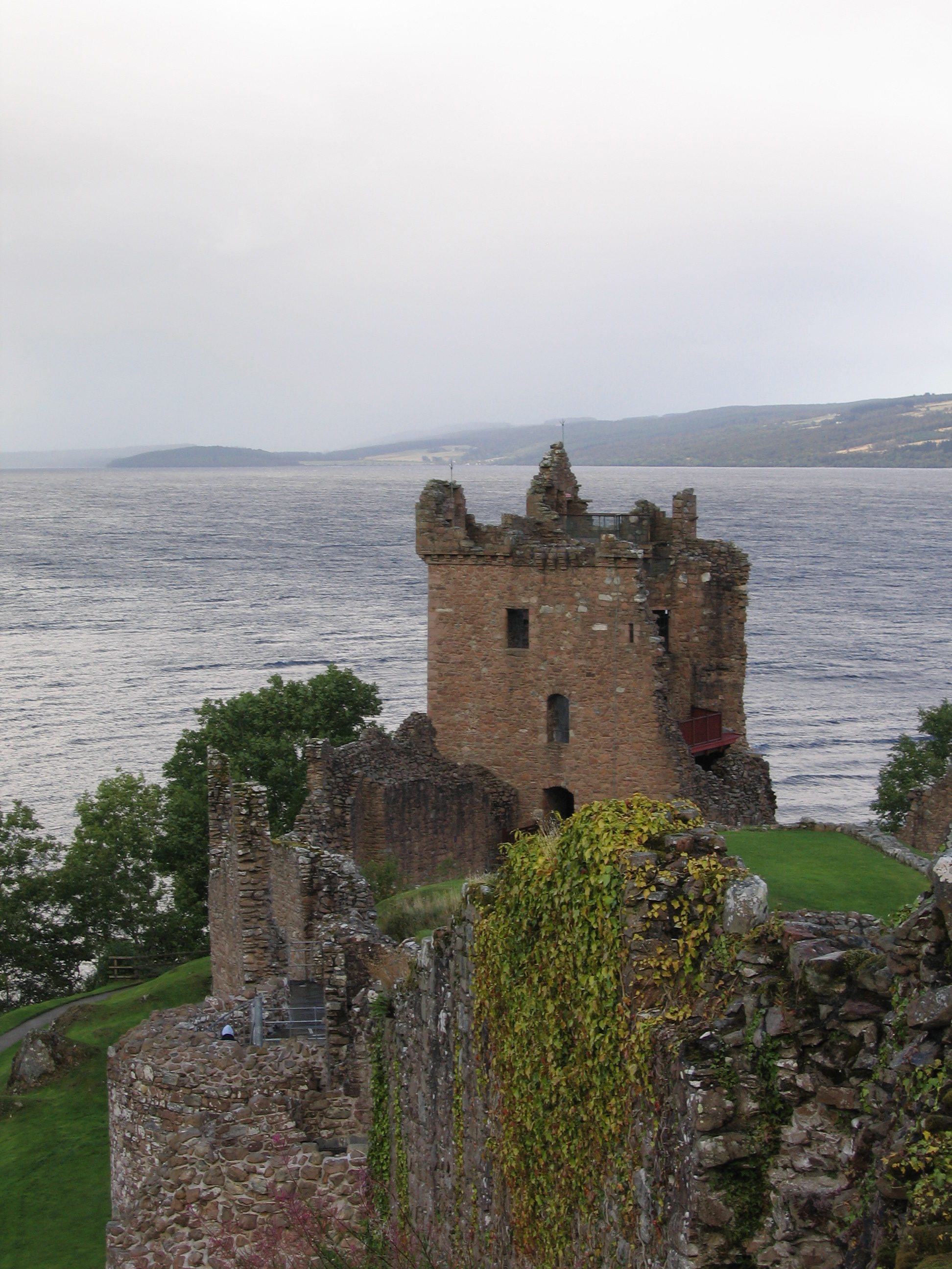 Europe Trip 2005 - Scotland Day 4 (Eilean Donan Castle, Urquhart Castle, Loch Ness, Inverness)