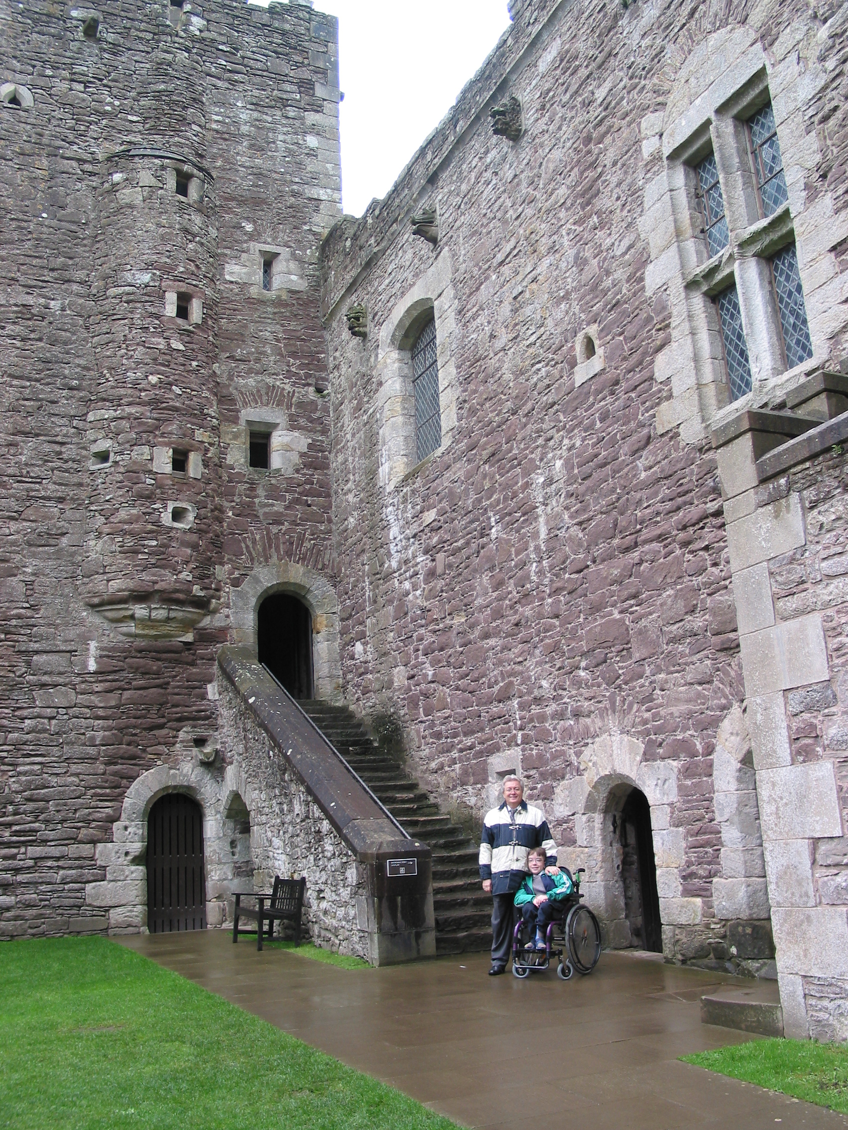 Europe Trip 2005 - Scotland Day 2 (Haggis, Doune Castle (Monty Python and the Holy Grail), Wallace Monument)