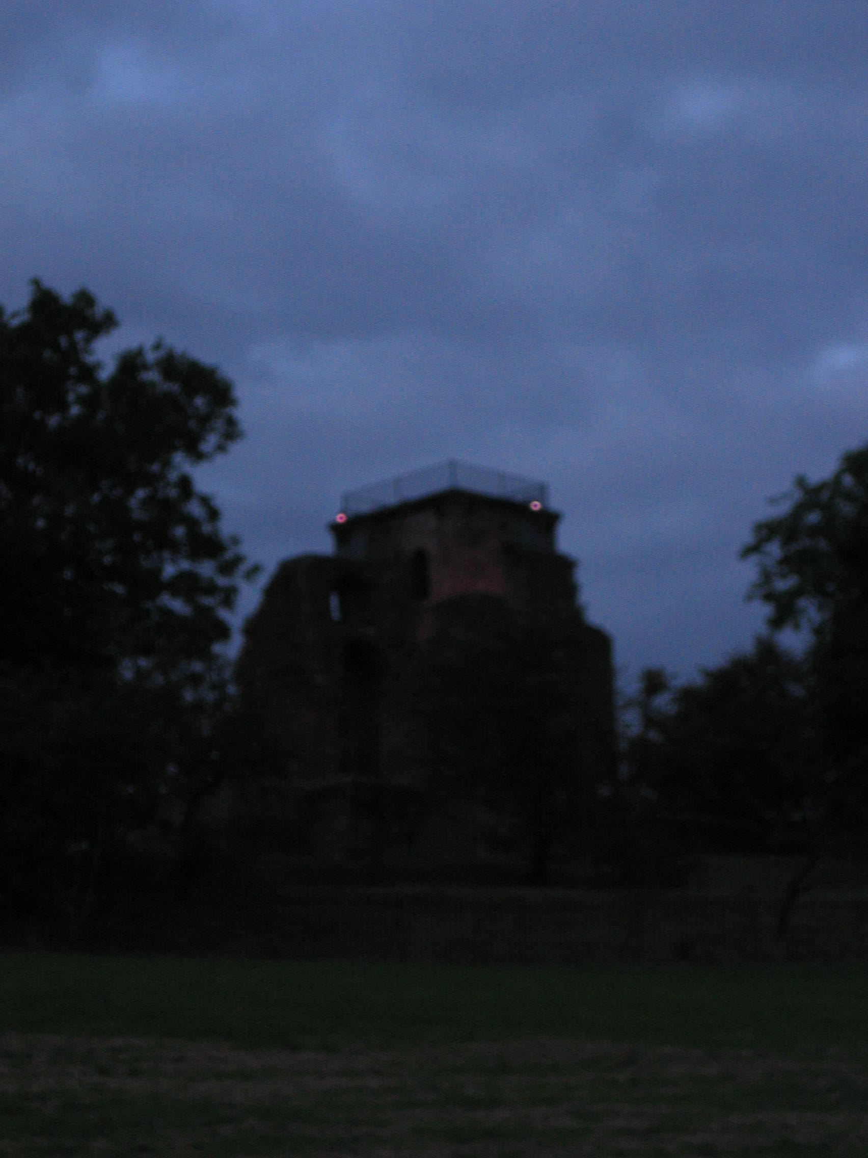 Europe Trip 2005 - Scotland Day 1 (Crookston Castle, Aberfoyle (The Forth Inn))