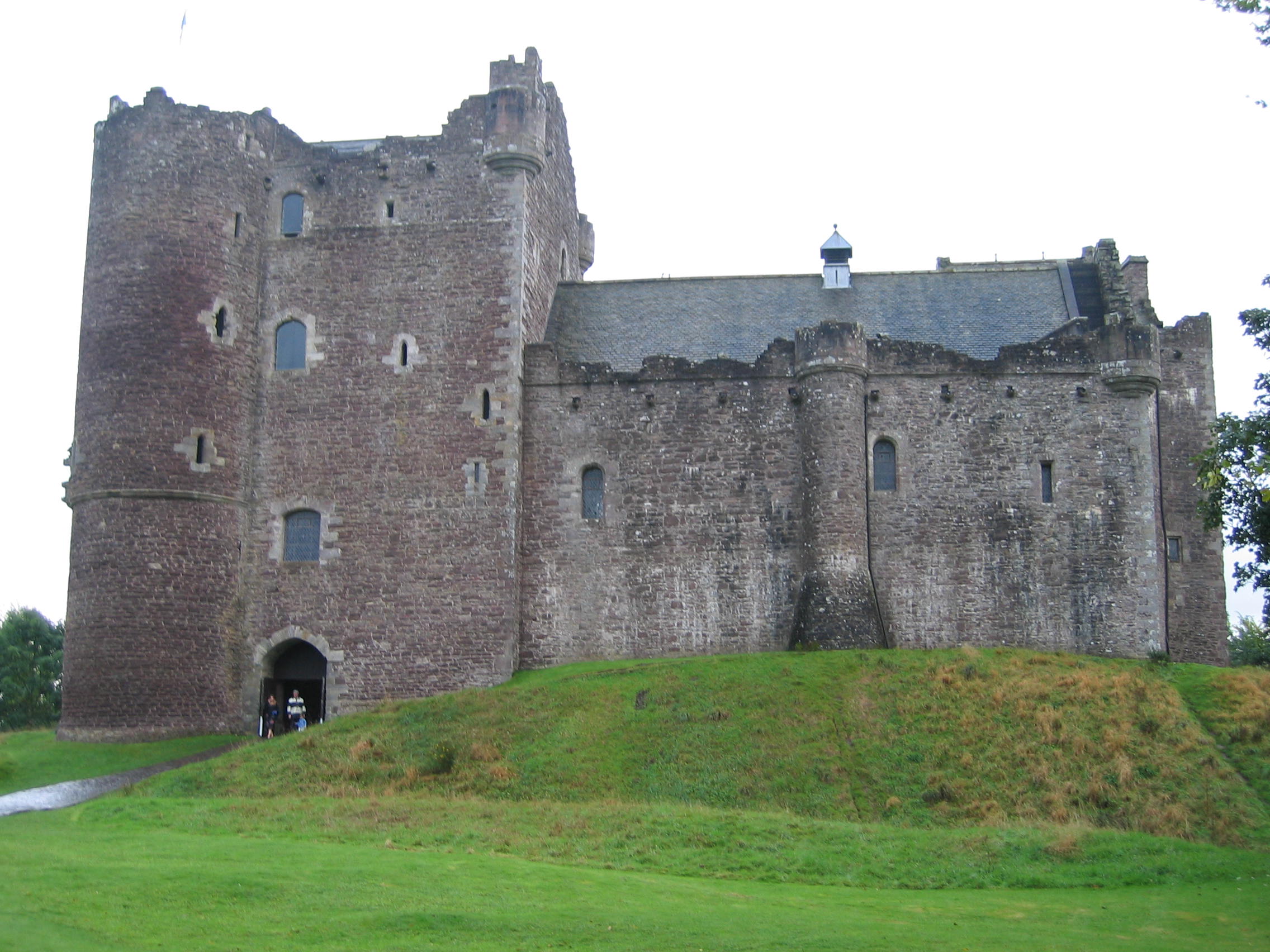 Europe Trip 2005 - Scotland Day 2 (Haggis, Doune Castle (Monty Python and the Holy Grail), Wallace Monument)