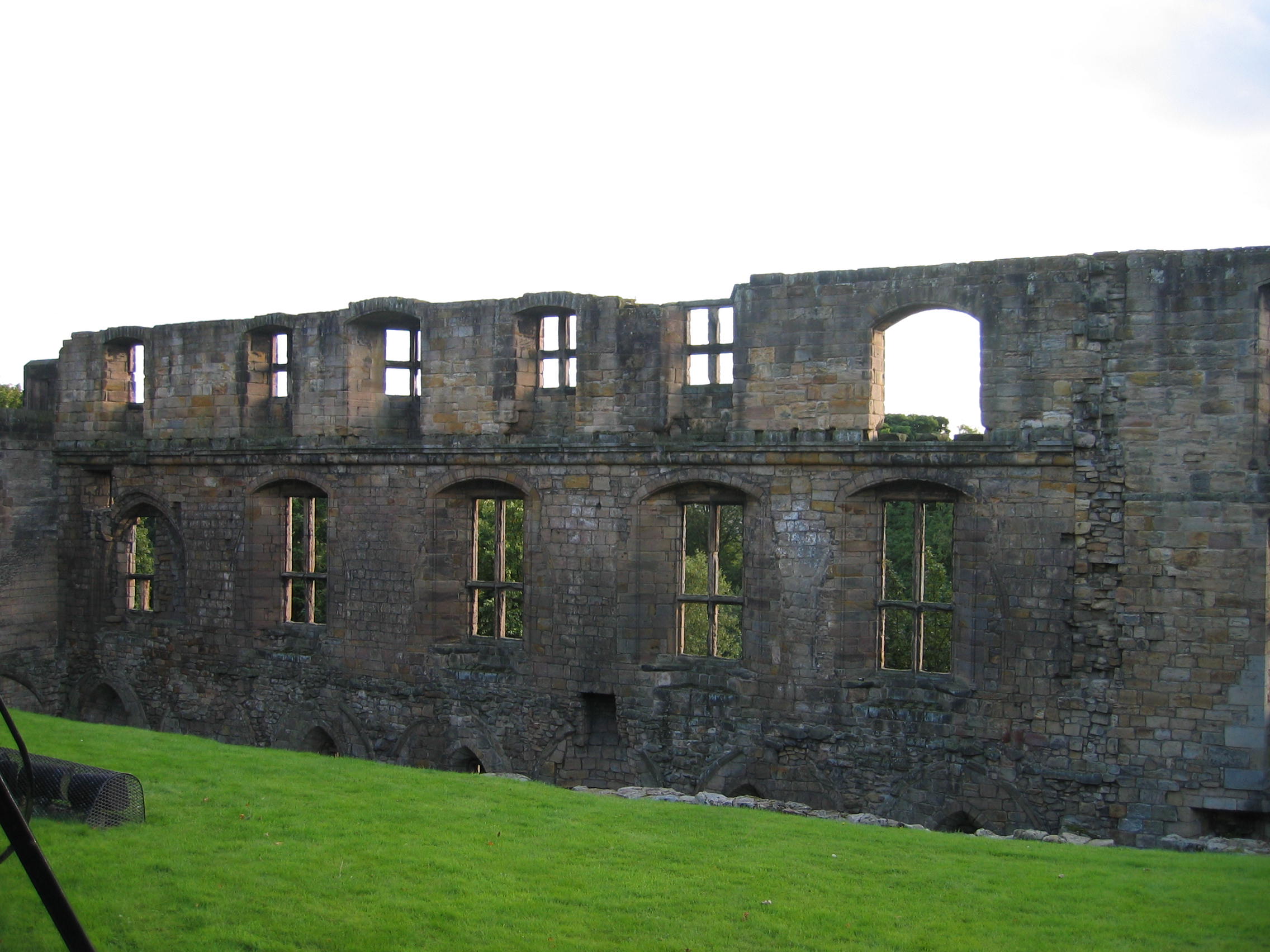 Europe Trip 2005 - Scotland Day 2 (Dunfermline Abbey, Loch Leven Castle, Kirkmichael (The Log Cabin Hotel))