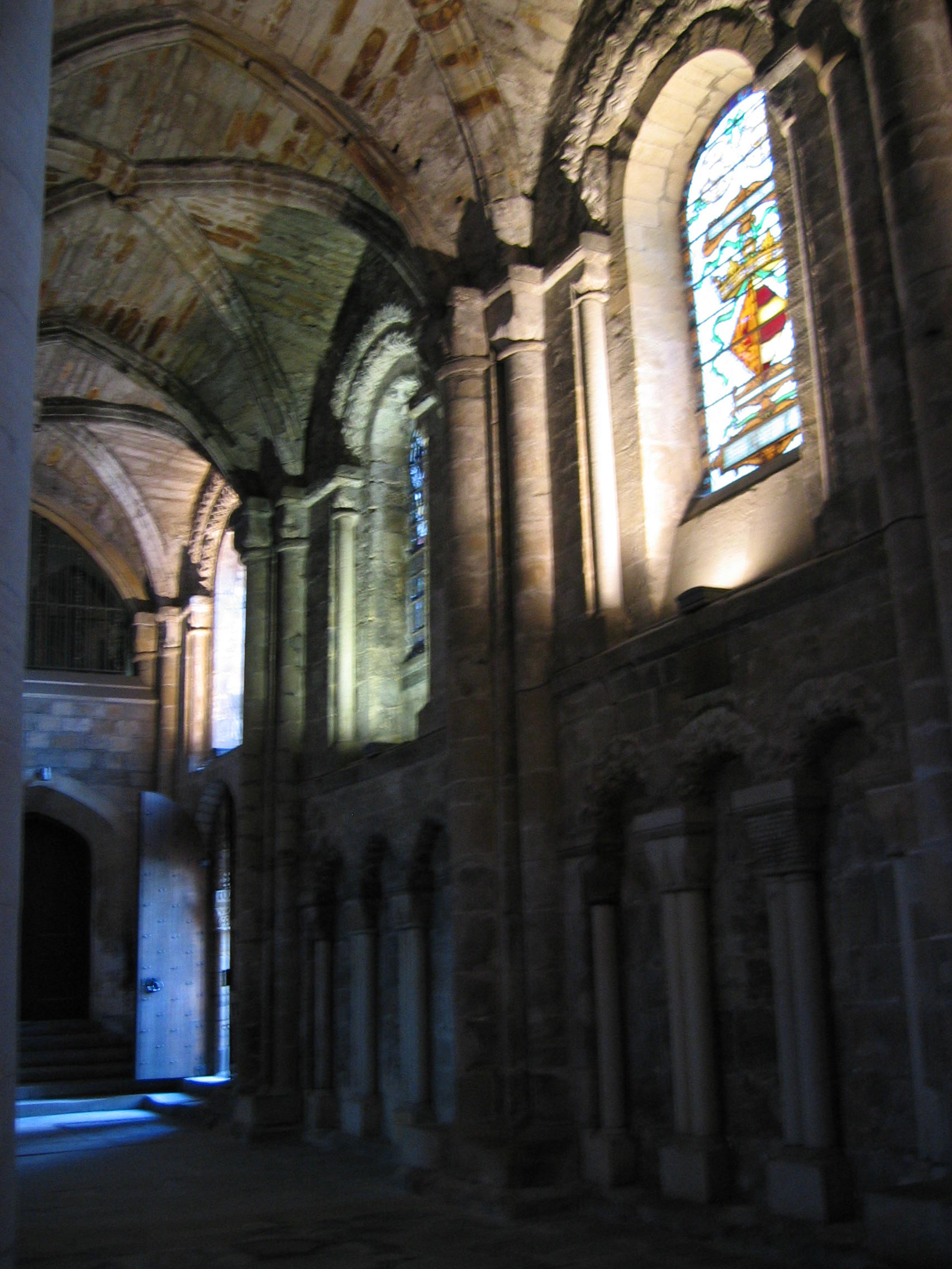 Europe Trip 2005 - Scotland Day 2 (Dunfermline Abbey, Loch Leven Castle, Kirkmichael (The Log Cabin Hotel))