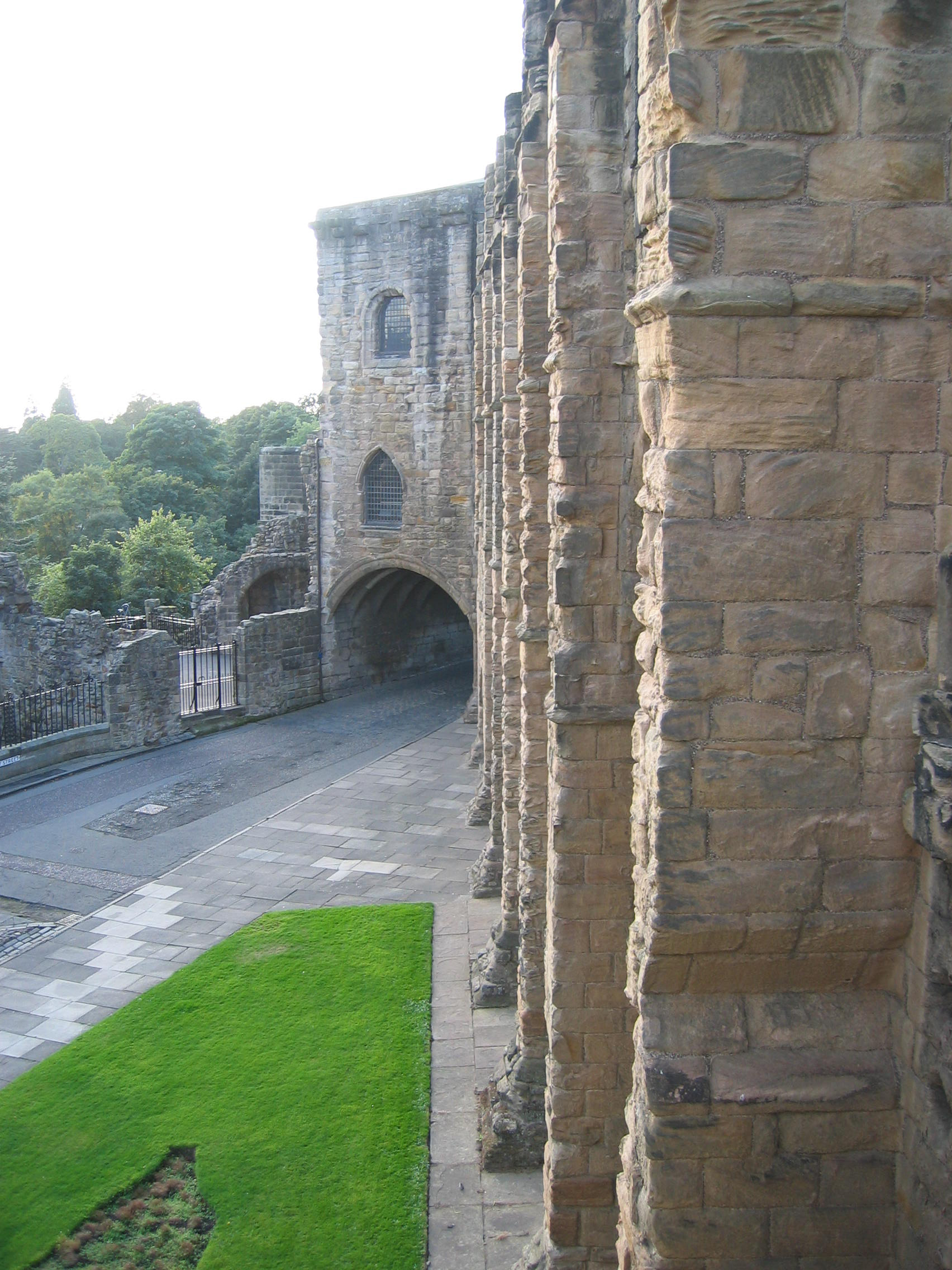 Europe Trip 2005 - Scotland Day 2 (Dunfermline Abbey, Loch Leven Castle, Kirkmichael (The Log Cabin Hotel))