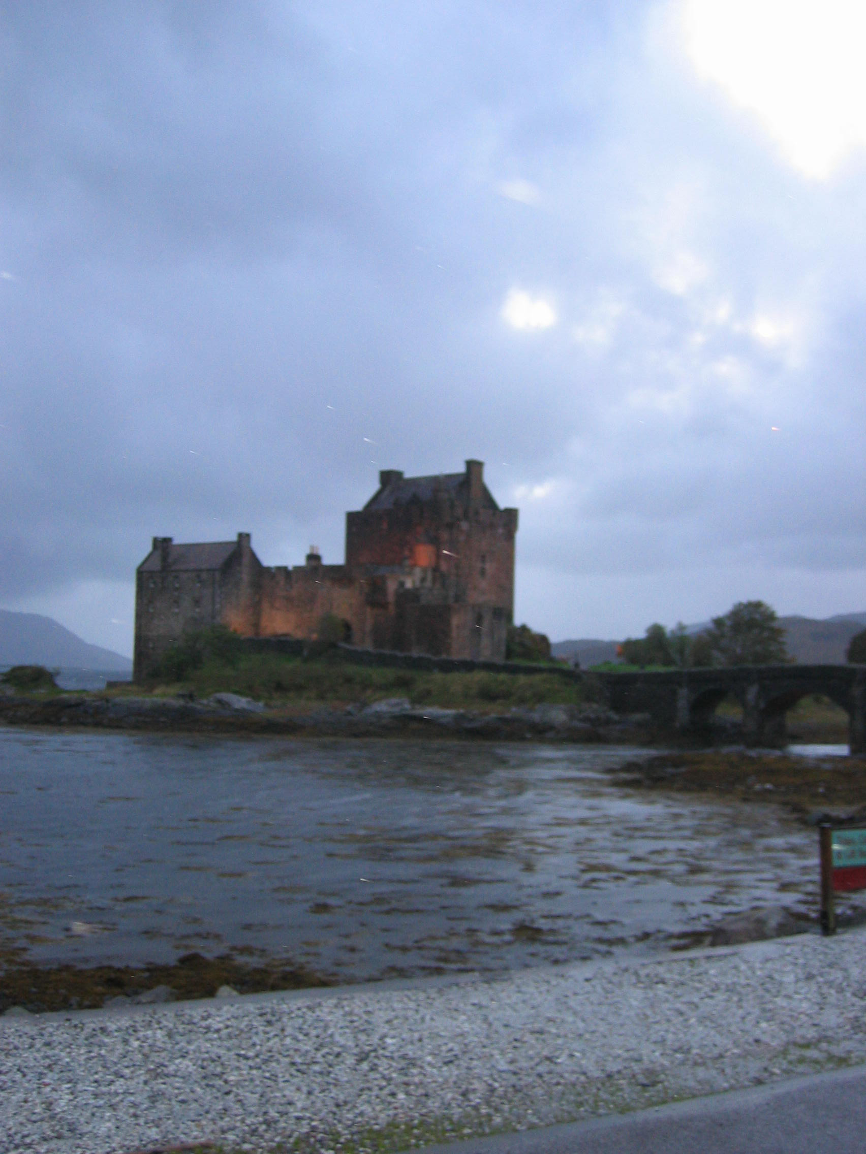 Europe Trip 2005 - Scotland Day 3 (Eilean Donan Castle, The Isle of Skye Bridge, Portree (The Pink Guest House))