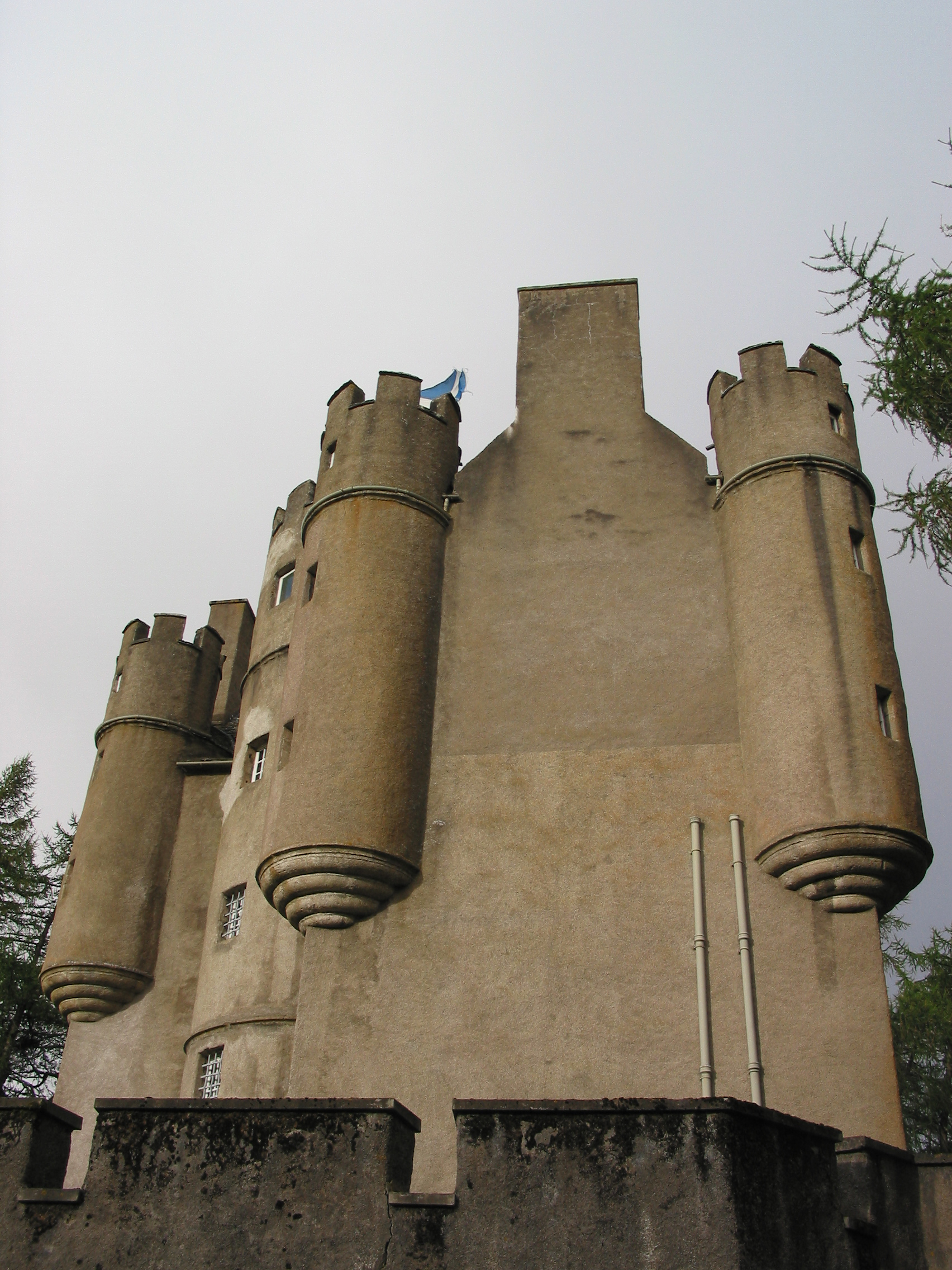 Europe Trip 2005 - Scotland Day 5 (Clunie Lodge (Braemar), Braemar Castle, Glenbuchat Castle, Scottish Highland Cows)