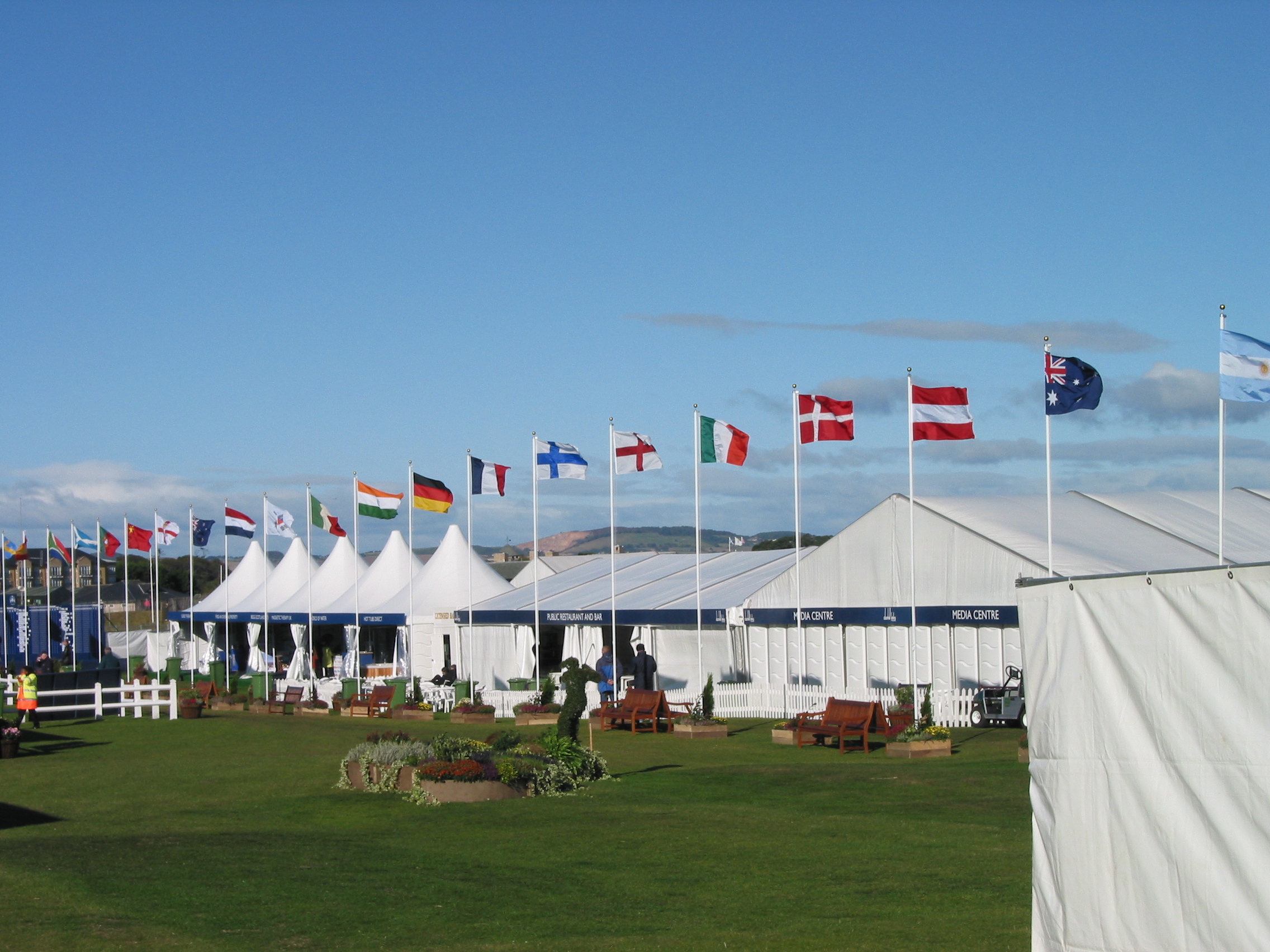 Europe Trip 2005 - Scotland Day 6 (St. Andrews: Old Course, Ahmad Rashad, Dunhill Links, St. Andrews Cathedral)