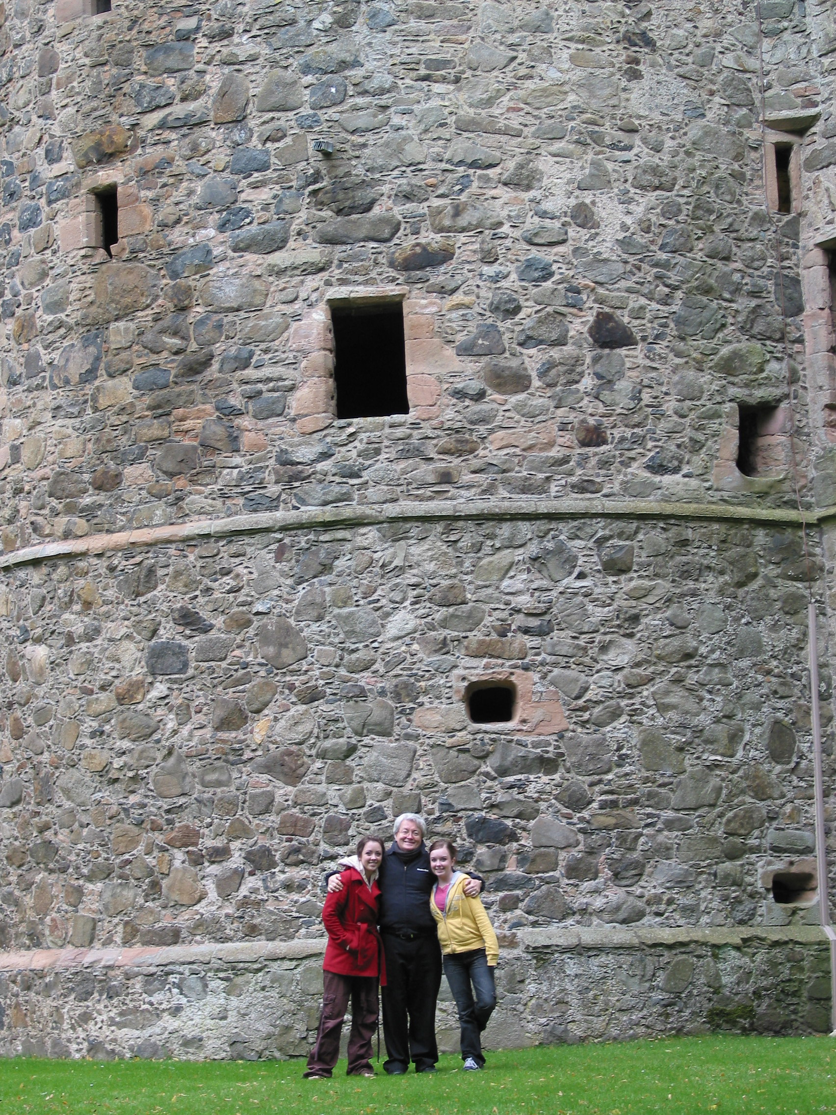 Europe Trip 2005 - Scotland Day 5 (Davie McTavish (Huntly), Kathy Nicholson (Huntly), Huntly Castle)