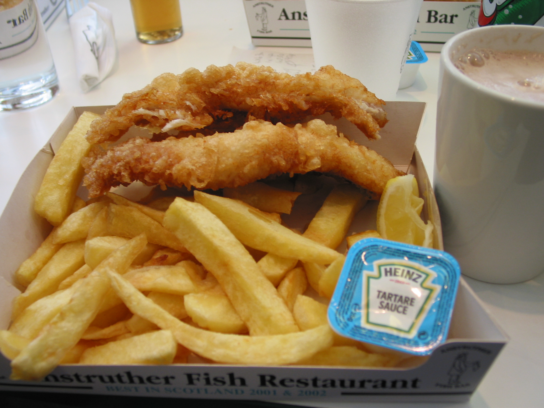 Europe Trip 2005 - Scotland Day 6 (Fish & Chips at the Anstruther Fish Bar, Edinburgh: Edinburgh Castle)