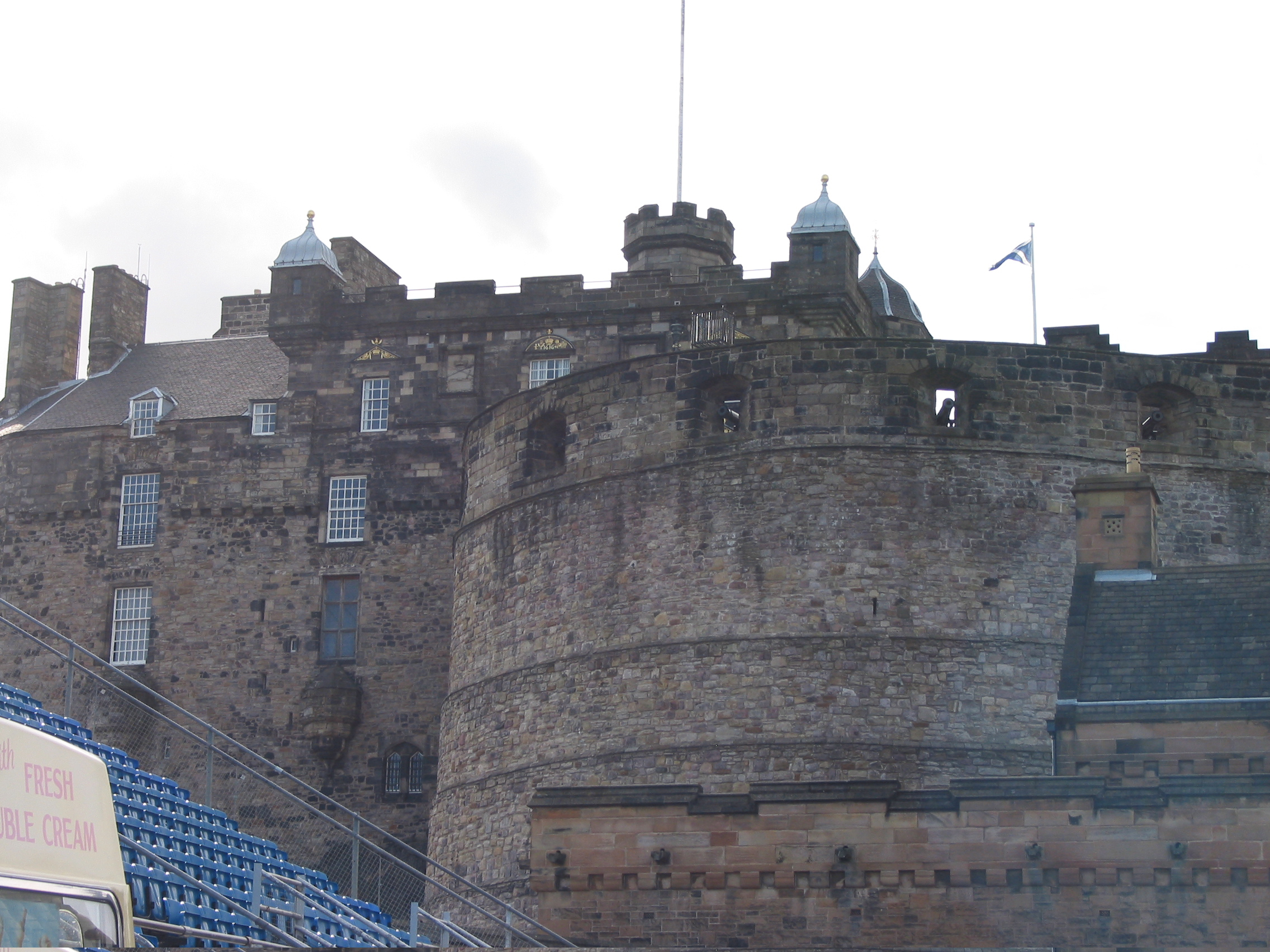 Europe Trip 2005 - Scotland Day 6 (Fish & Chips at the Anstruther Fish Bar, Edinburgh: Edinburgh Castle)