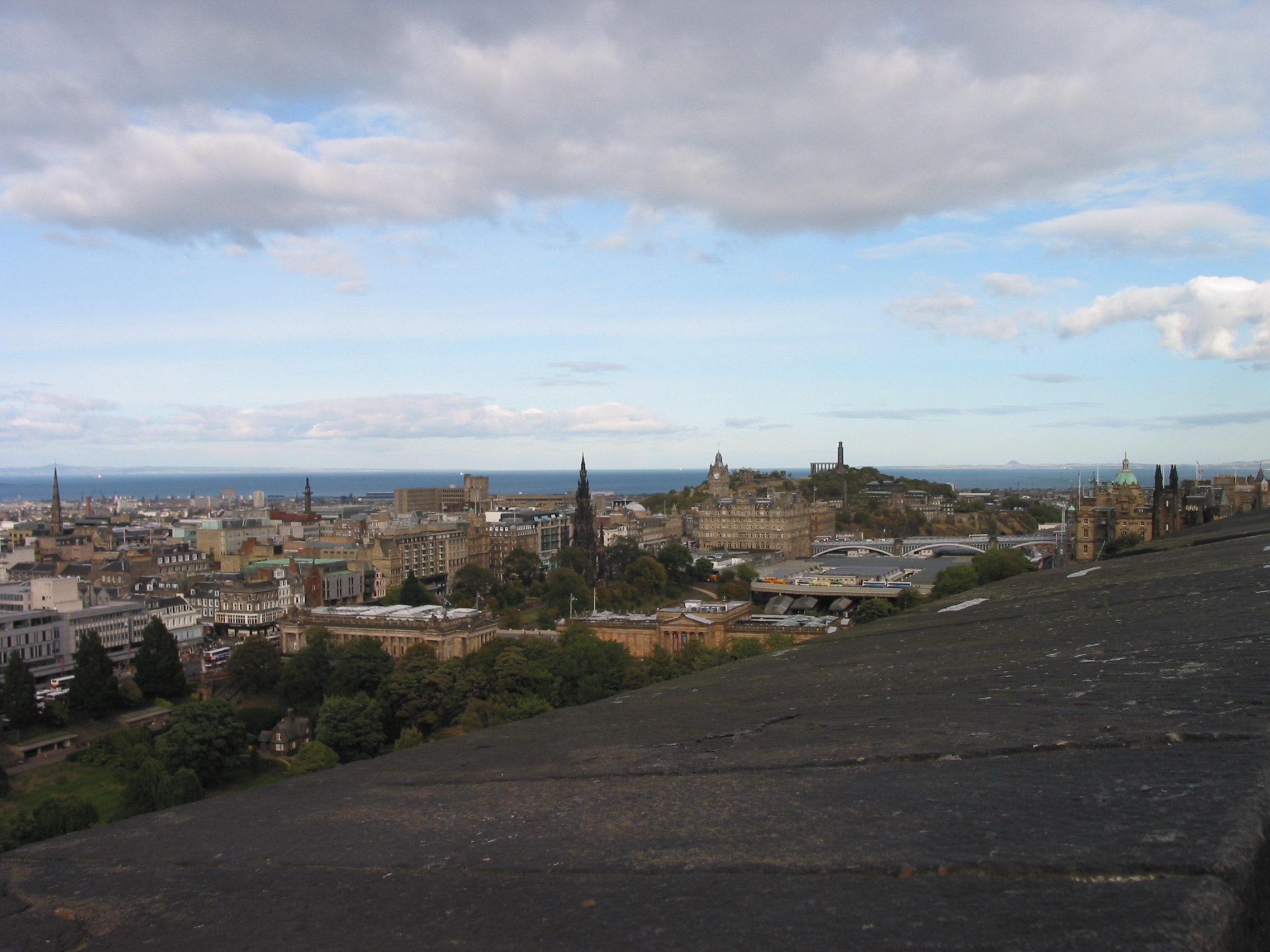 Europe Trip 2005 - Scotland Day 6 (Fish & Chips at the Anstruther Fish Bar, Edinburgh: Edinburgh Castle)