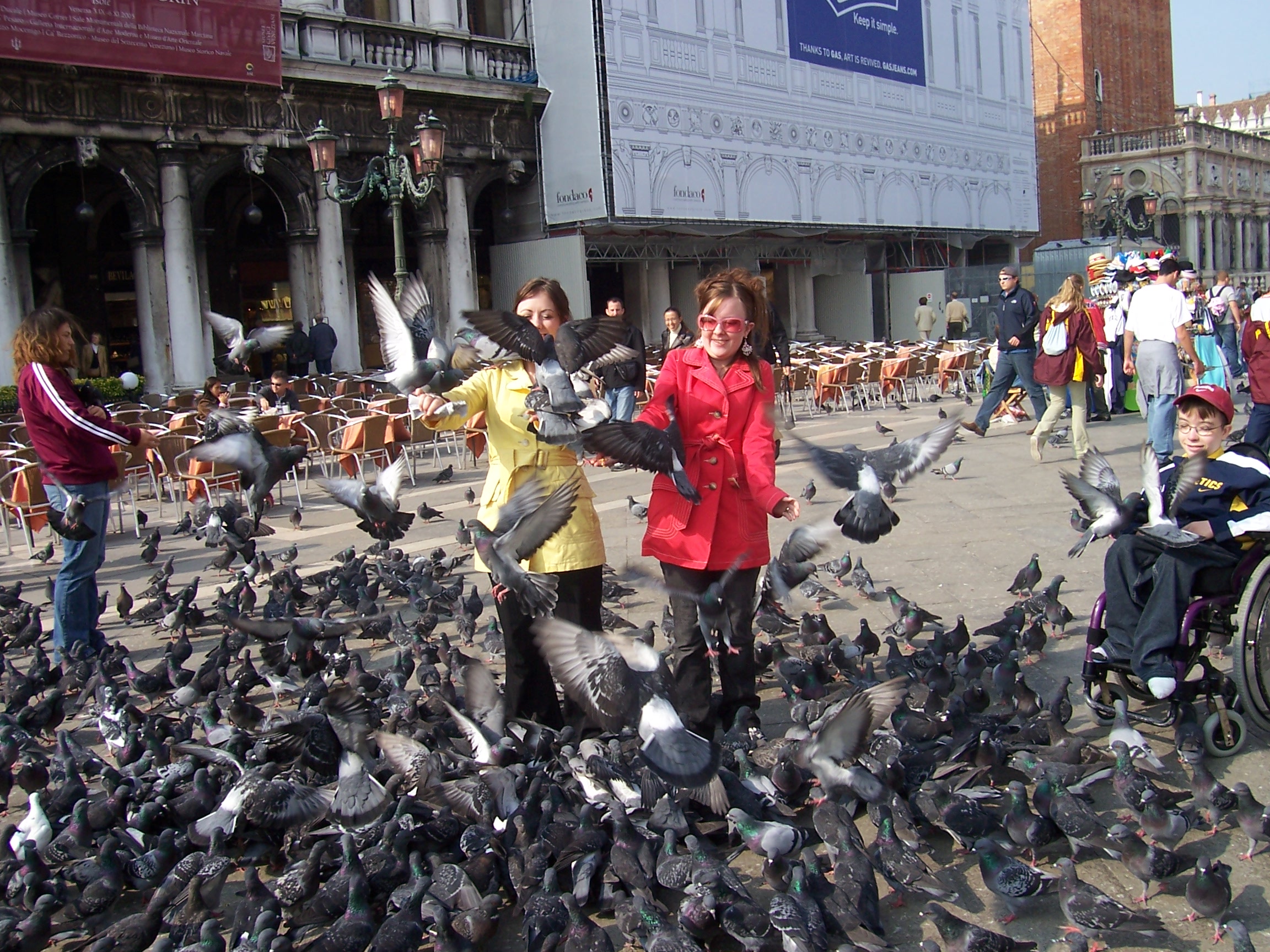 Europe Trip 2005 - Italy (Venice - Pigeons, St Mark's Basilica / Square / Clocktower, Gondola Ride, Gelato)
