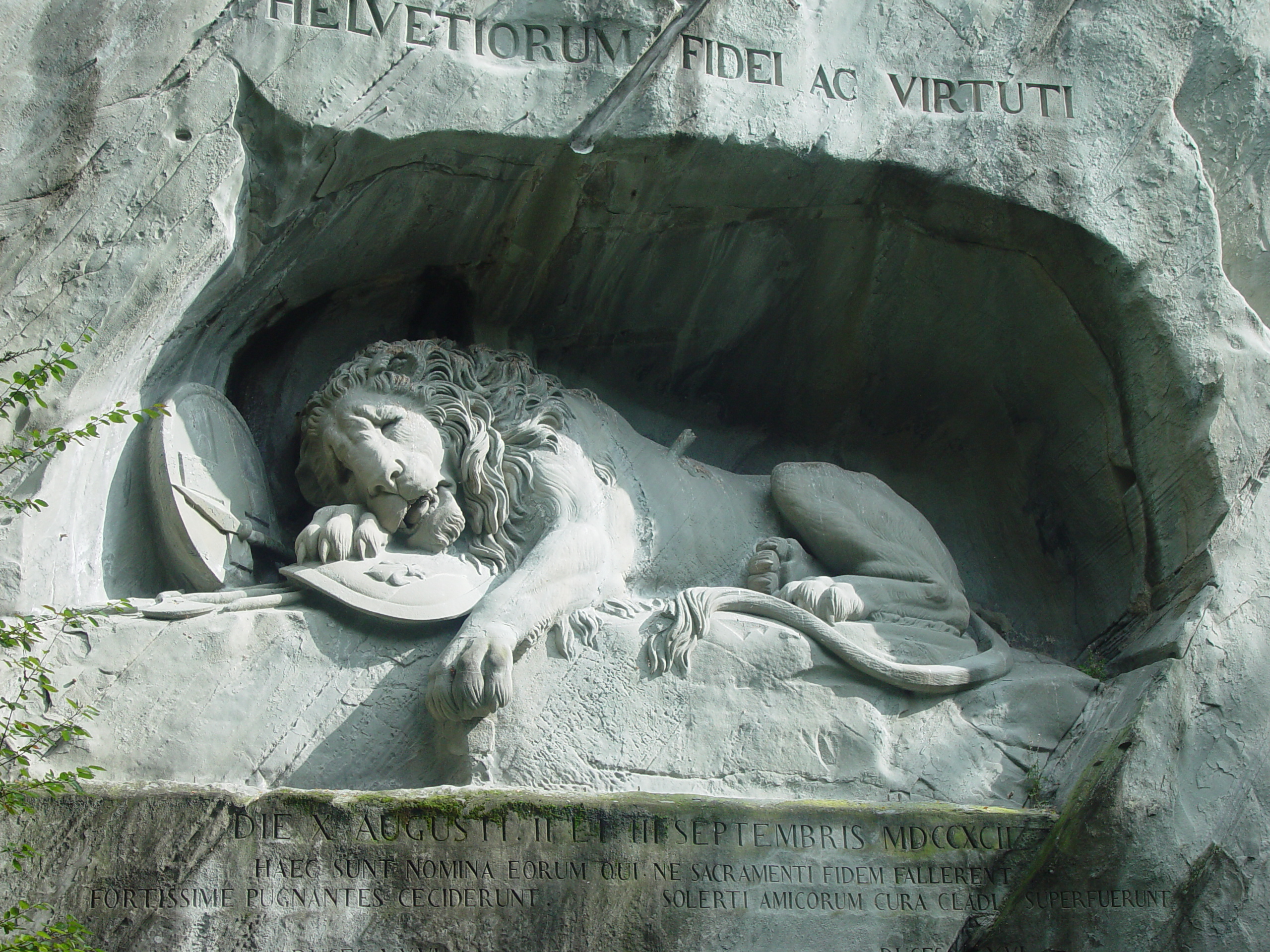 Europe Trip 2005 - Switzerland (Lucerne - The Lion Monument, Swiss Fondue, Scary Masks)