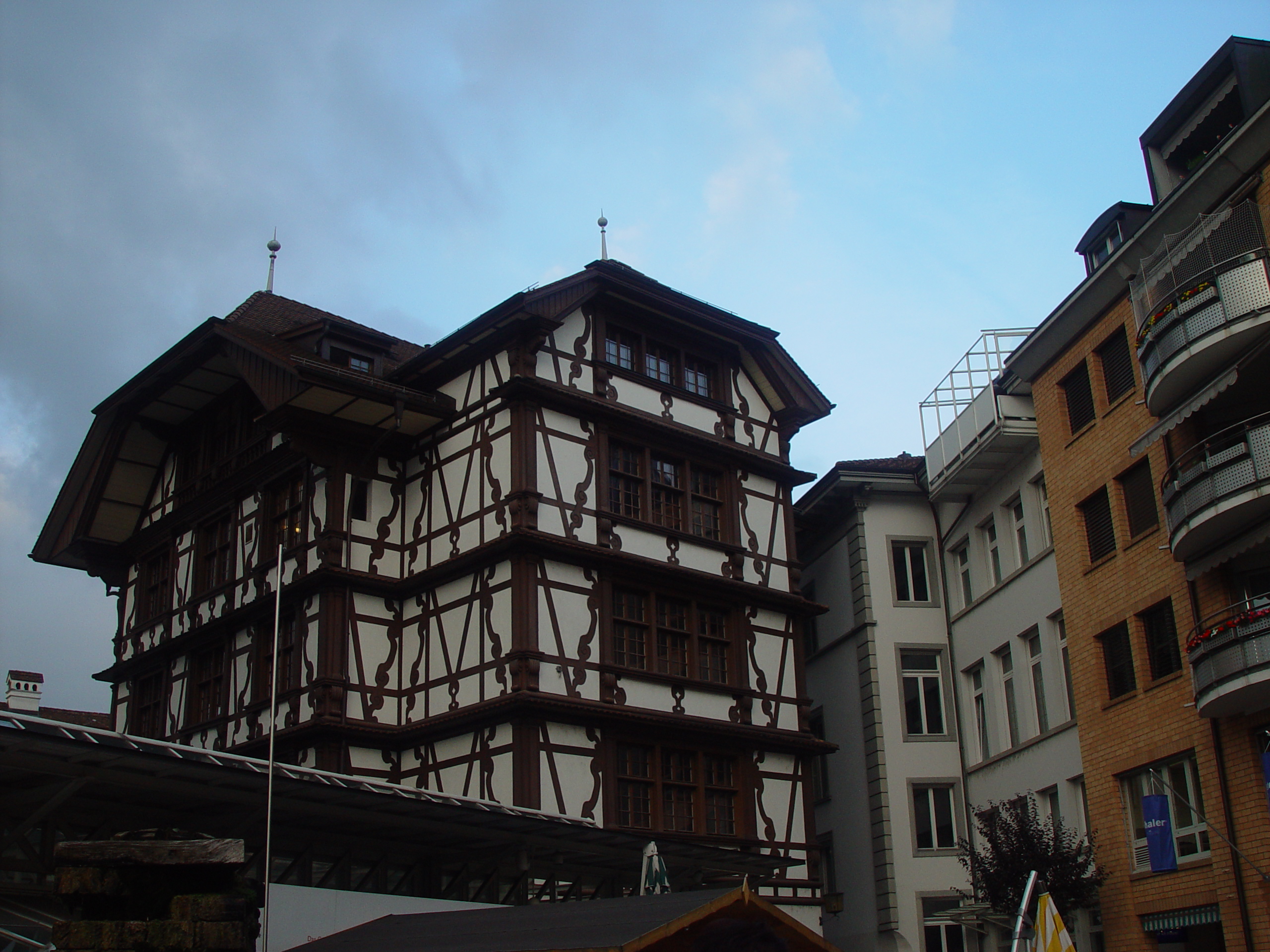 Europe Trip 2005 - Switzerland (Lucerne - The Lion Monument, Swiss Fondue, Scary Masks)