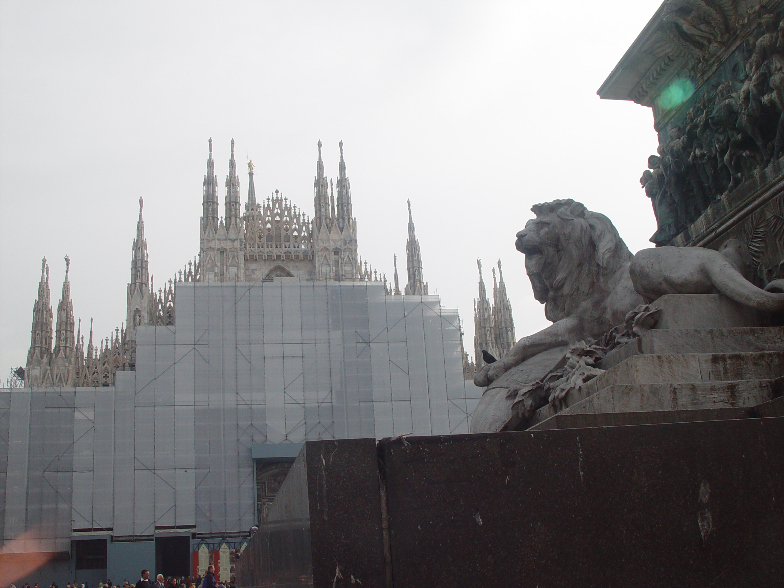 Europe Trip 2005 - Italy (Milan - Duomo, Galleria Vittorio Emanuele, Italian Pizza, La Scala, Leonardo's 