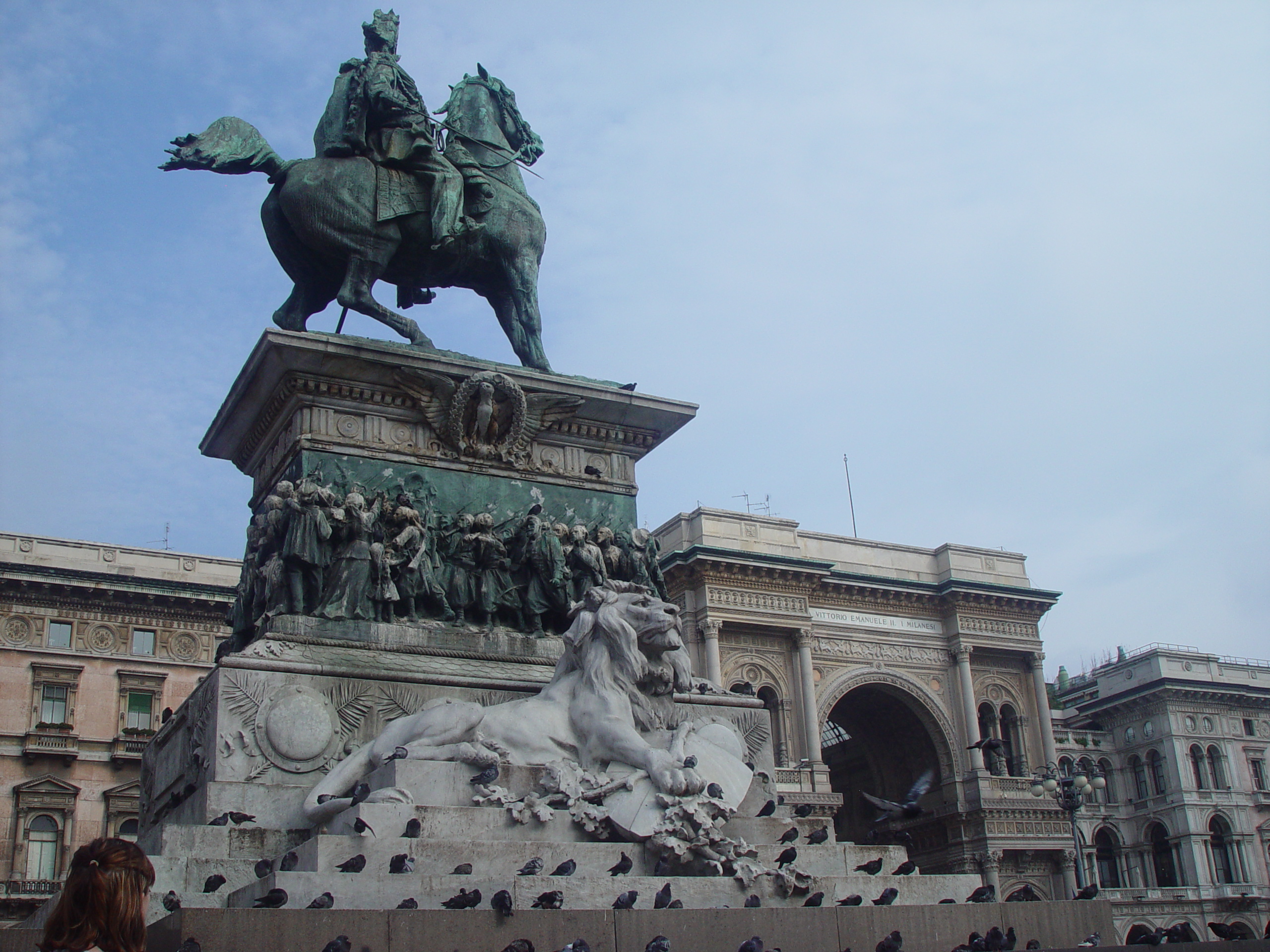 Europe Trip 2005 - Italy (Milan - Duomo, Galleria Vittorio Emanuele, Italian Pizza, La Scala, Leonardo's 