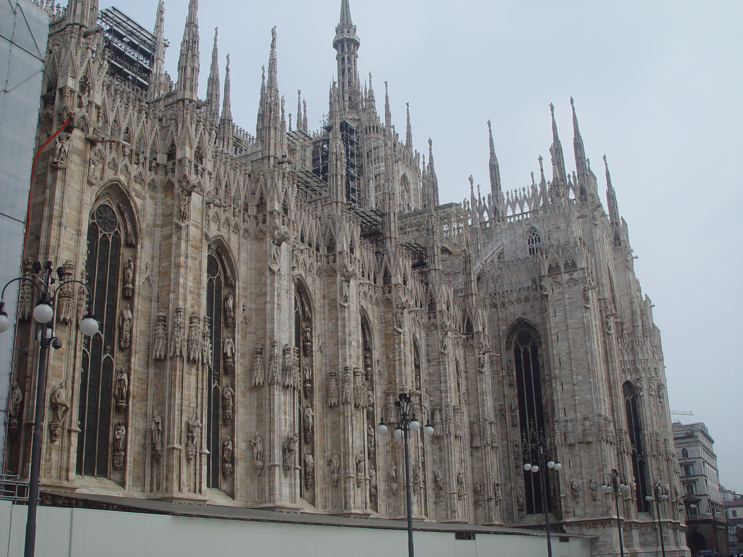 Europe Trip 2005 - Italy (Milan - Duomo, Galleria Vittorio Emanuele, Italian Pizza, La Scala, Leonardo's 