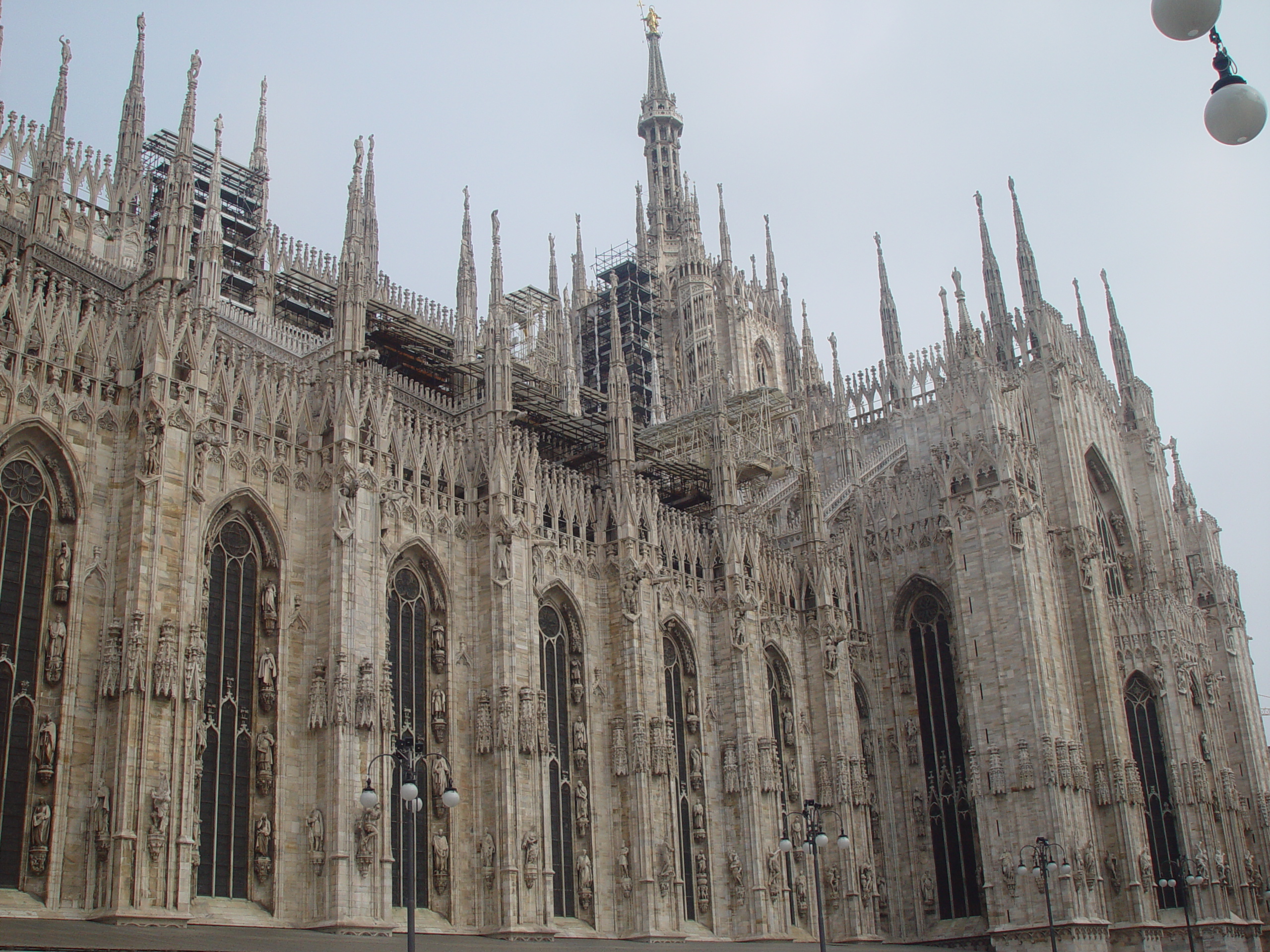 Europe Trip 2005 - Italy (Milan - Duomo, Galleria Vittorio Emanuele, Italian Pizza, La Scala, Leonardo's 