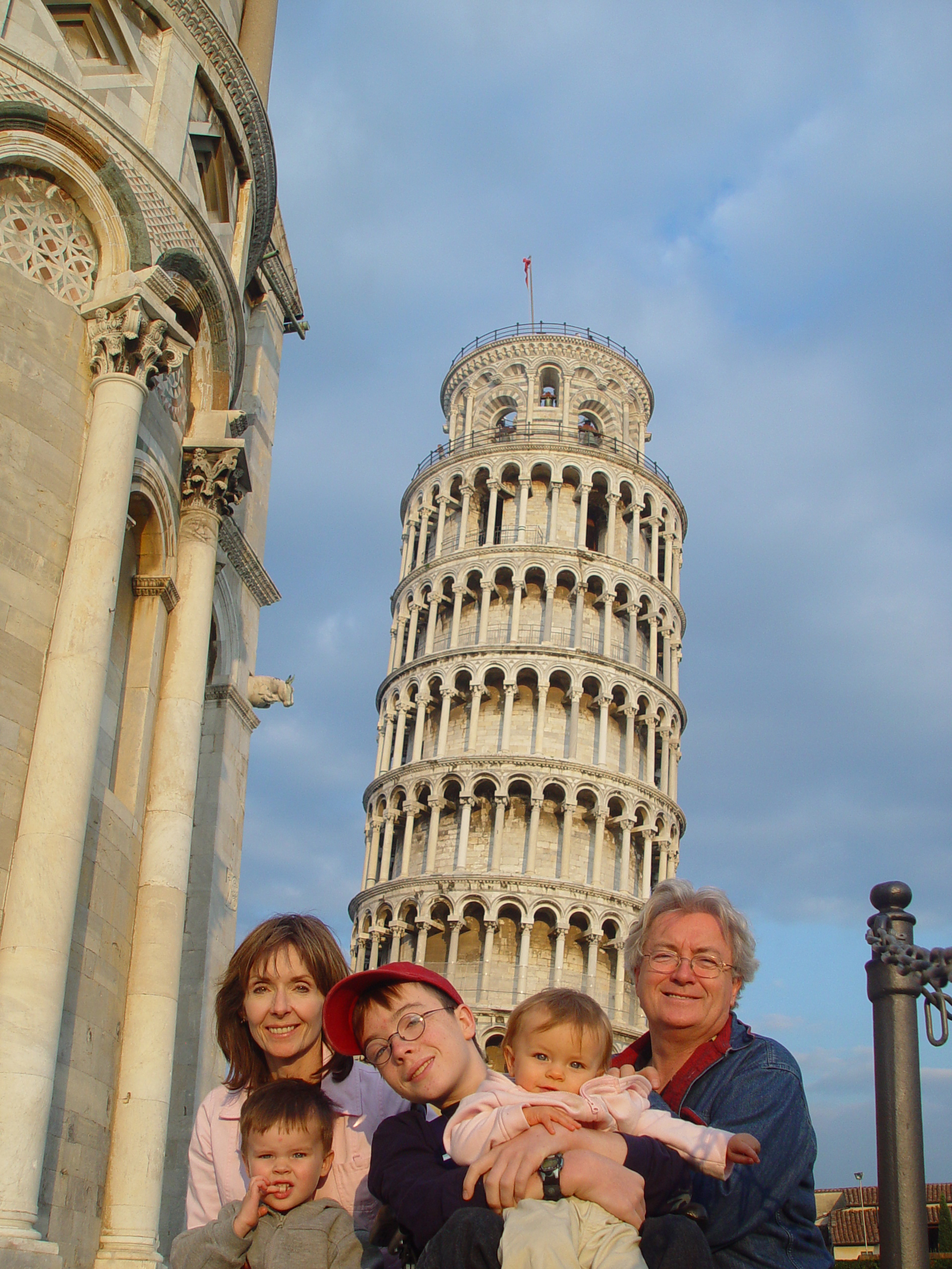 Europe Trip 2005 - Italy (Pistoia - Villa de Fiori, Itallian Pasta, The Leaning Tower of Pisa)