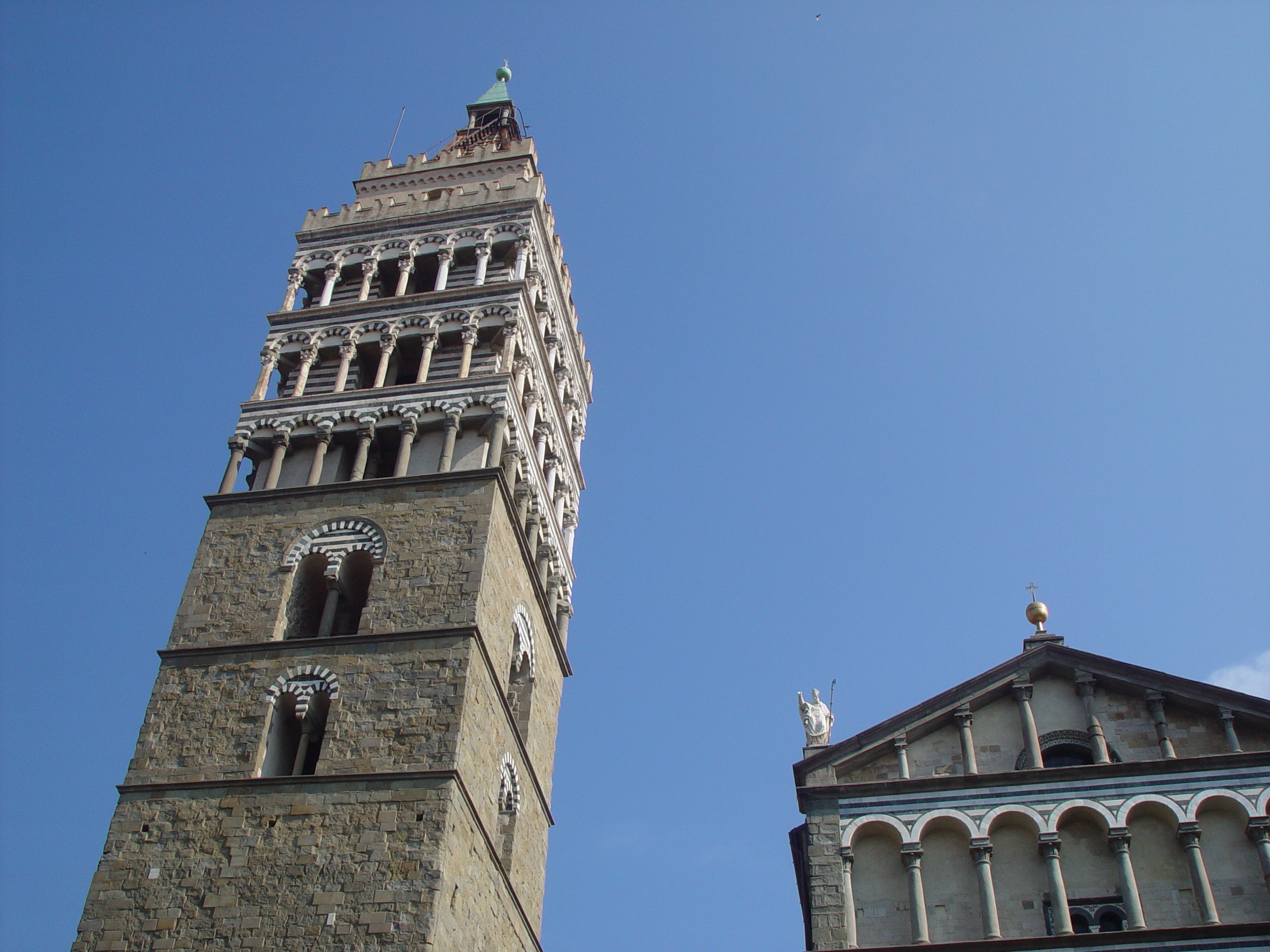 Europe Trip 2005 - Italy (Downtown Pistoia, Lo Storno Restaurant, Italian Riviera - The Cinque Terre - Vernazza)