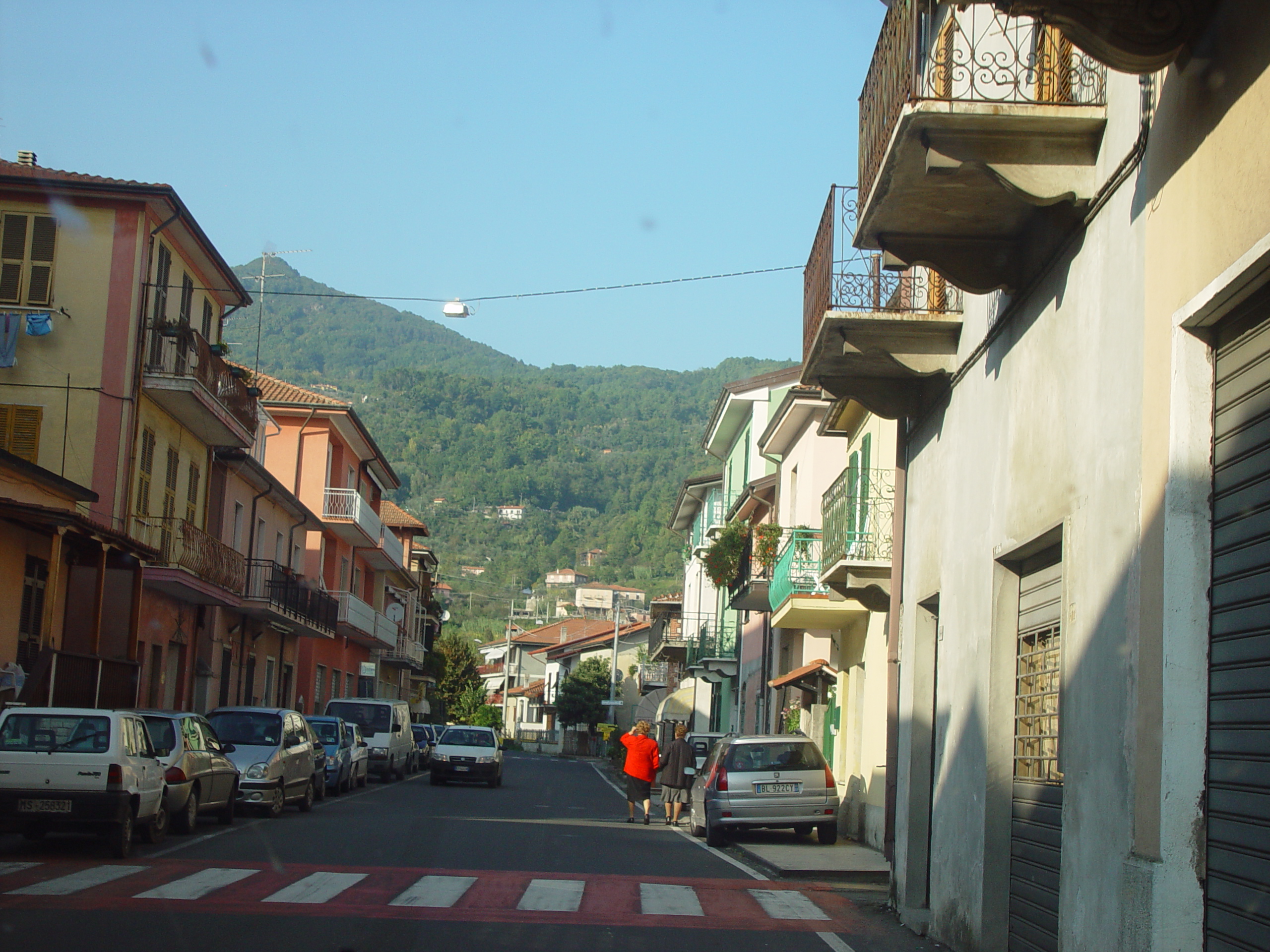 Europe Trip 2005 - Italy (Downtown Pistoia, Lo Storno Restaurant, Italian Riviera - The Cinque Terre - Vernazza)