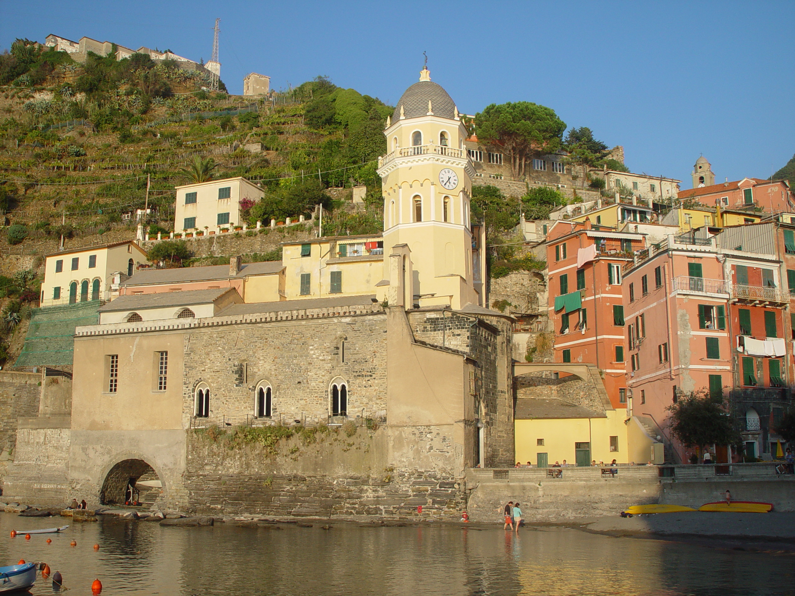 Europe Trip 2005 - Italy (Downtown Pistoia, Lo Storno Restaurant, Italian Riviera - The Cinque Terre - Vernazza)