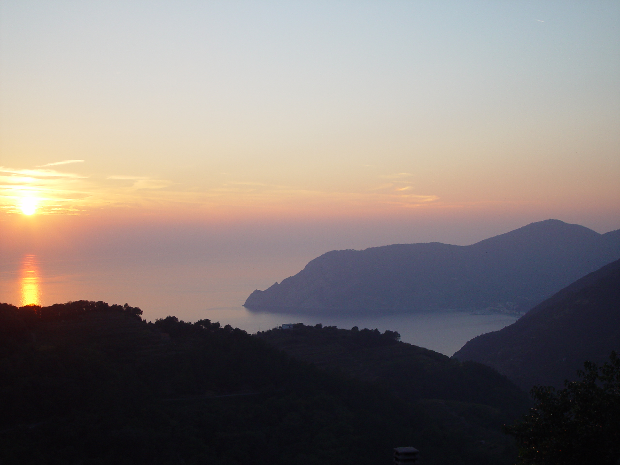 Europe Trip 2005 - Italy (Downtown Pistoia, Lo Storno Restaurant, Italian Riviera - The Cinque Terre - Vernazza)