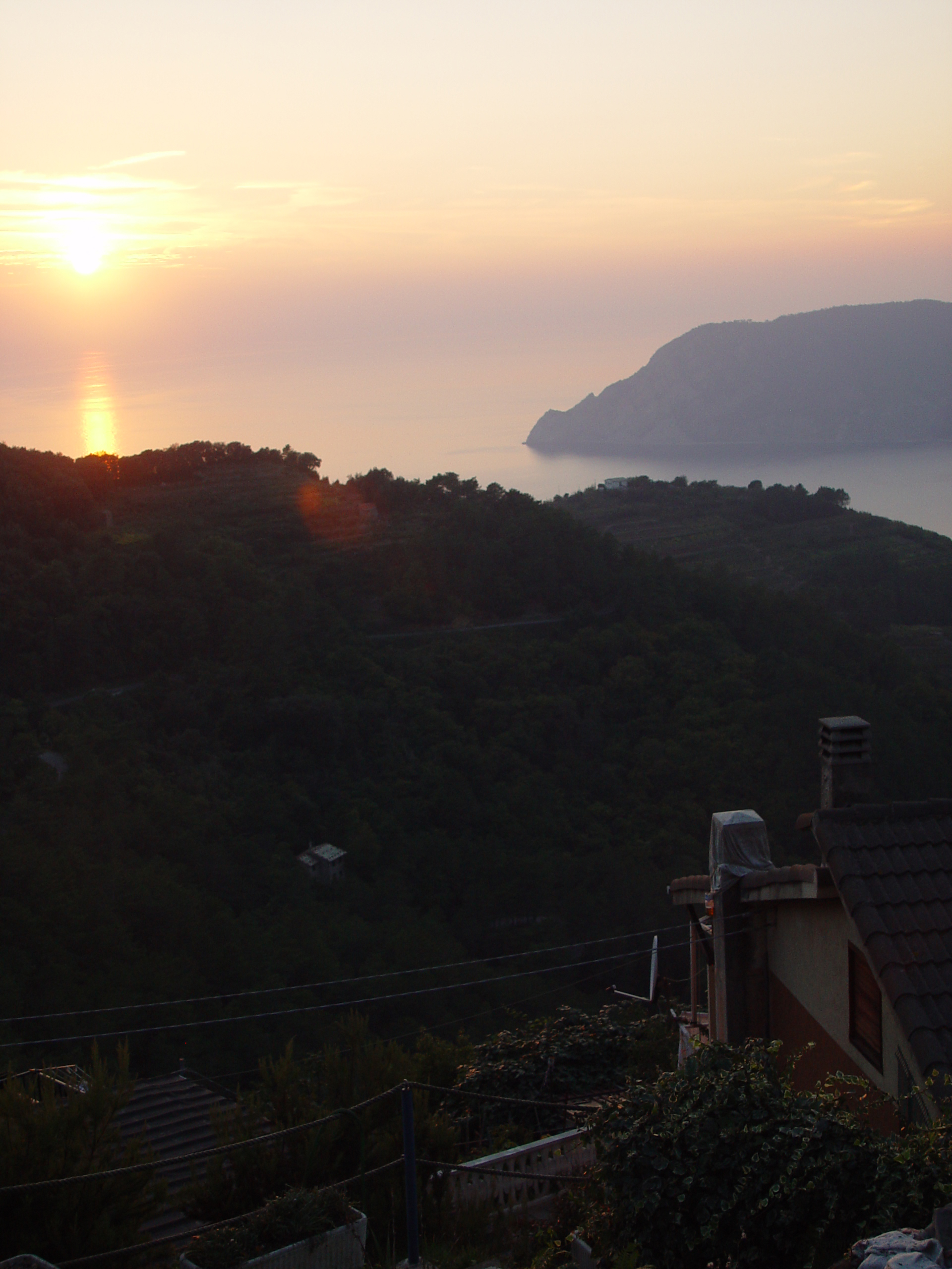 Europe Trip 2005 - Italy (Downtown Pistoia, Lo Storno Restaurant, Italian Riviera - The Cinque Terre - Vernazza)