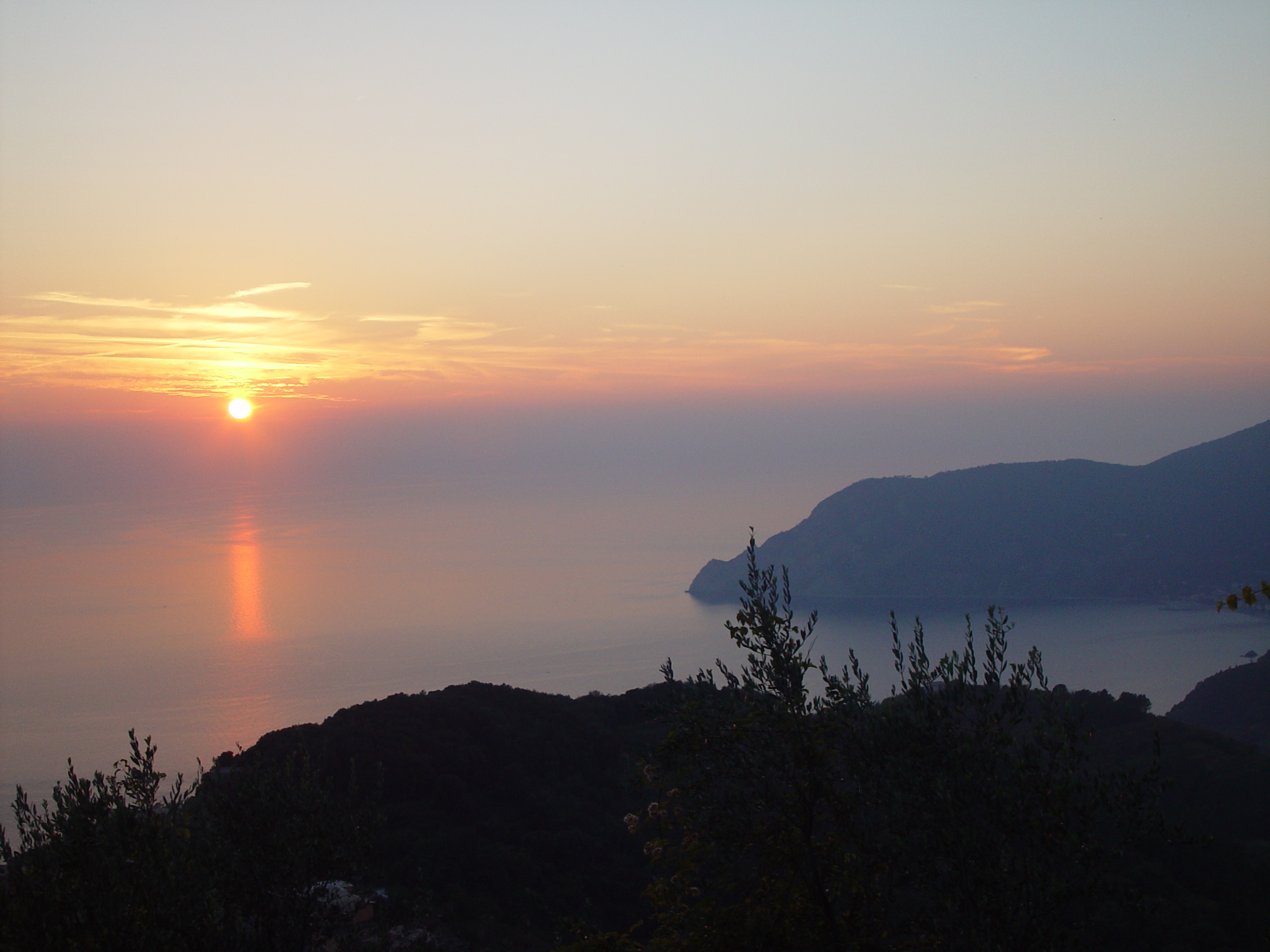 Europe Trip 2005 - Italy (Downtown Pistoia, Lo Storno Restaurant, Italian Riviera - The Cinque Terre - Vernazza)