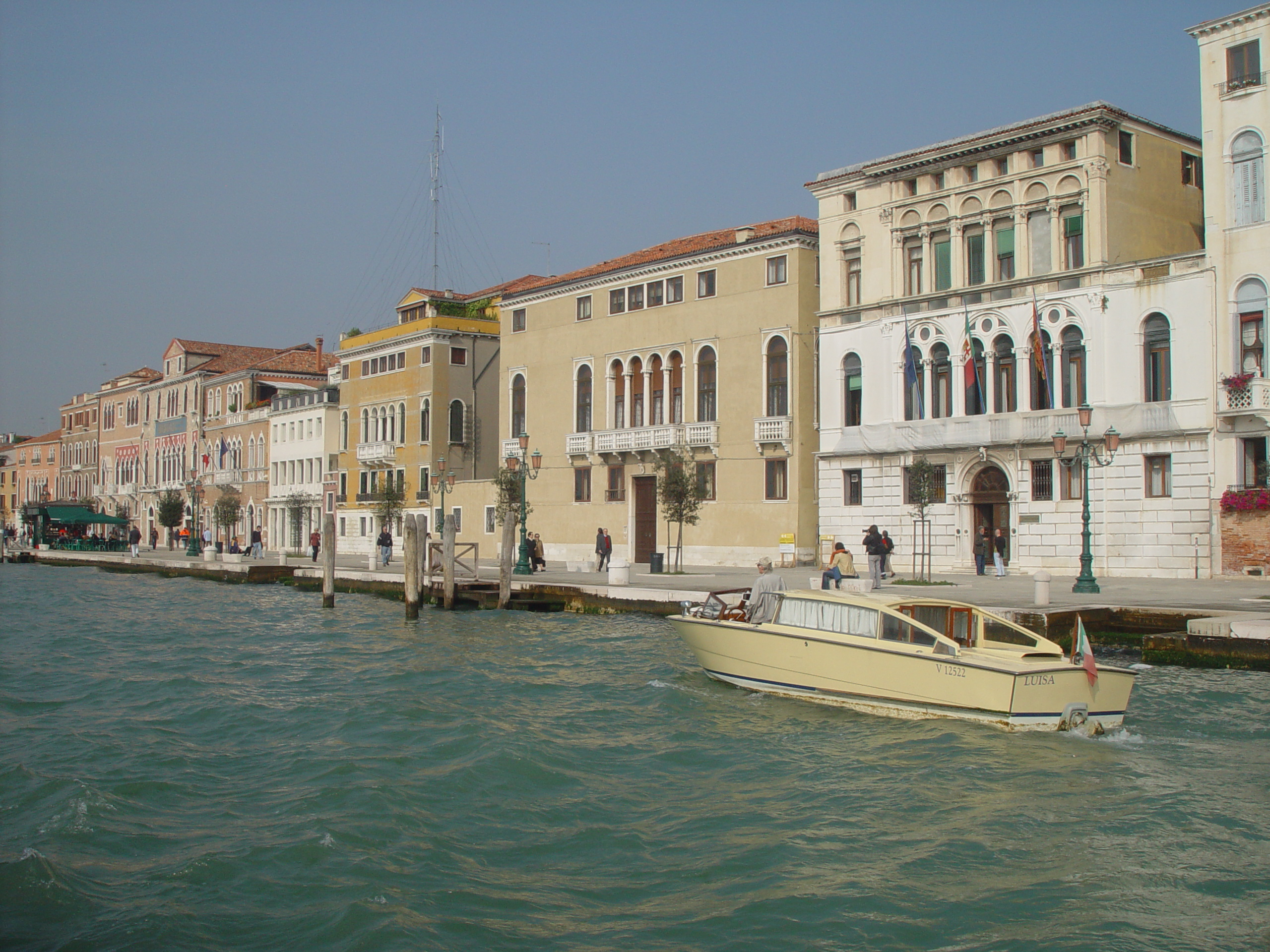 Europe Trip 2005 - Italy (Venice - Pigeons, St Mark's Basilica / Square / Clocktower, Gondola Ride, Gelato)