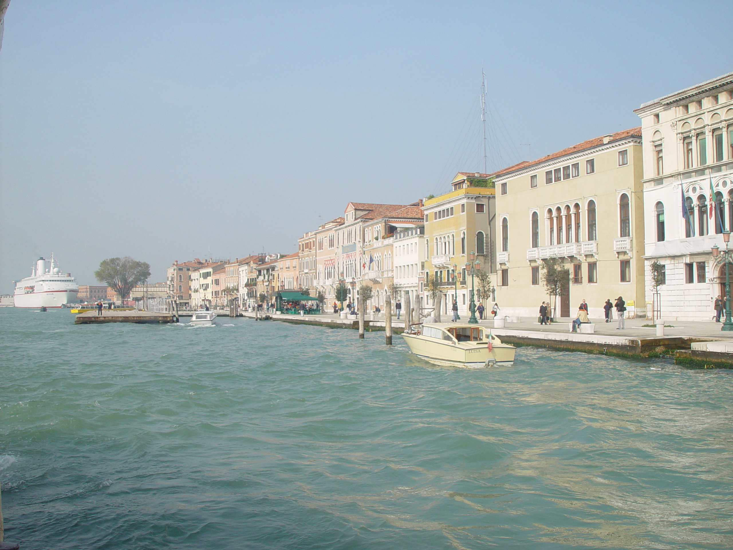 Europe Trip 2005 - Italy (Venice - Pigeons, St Mark's Basilica / Square / Clocktower, Gondola Ride, Gelato)