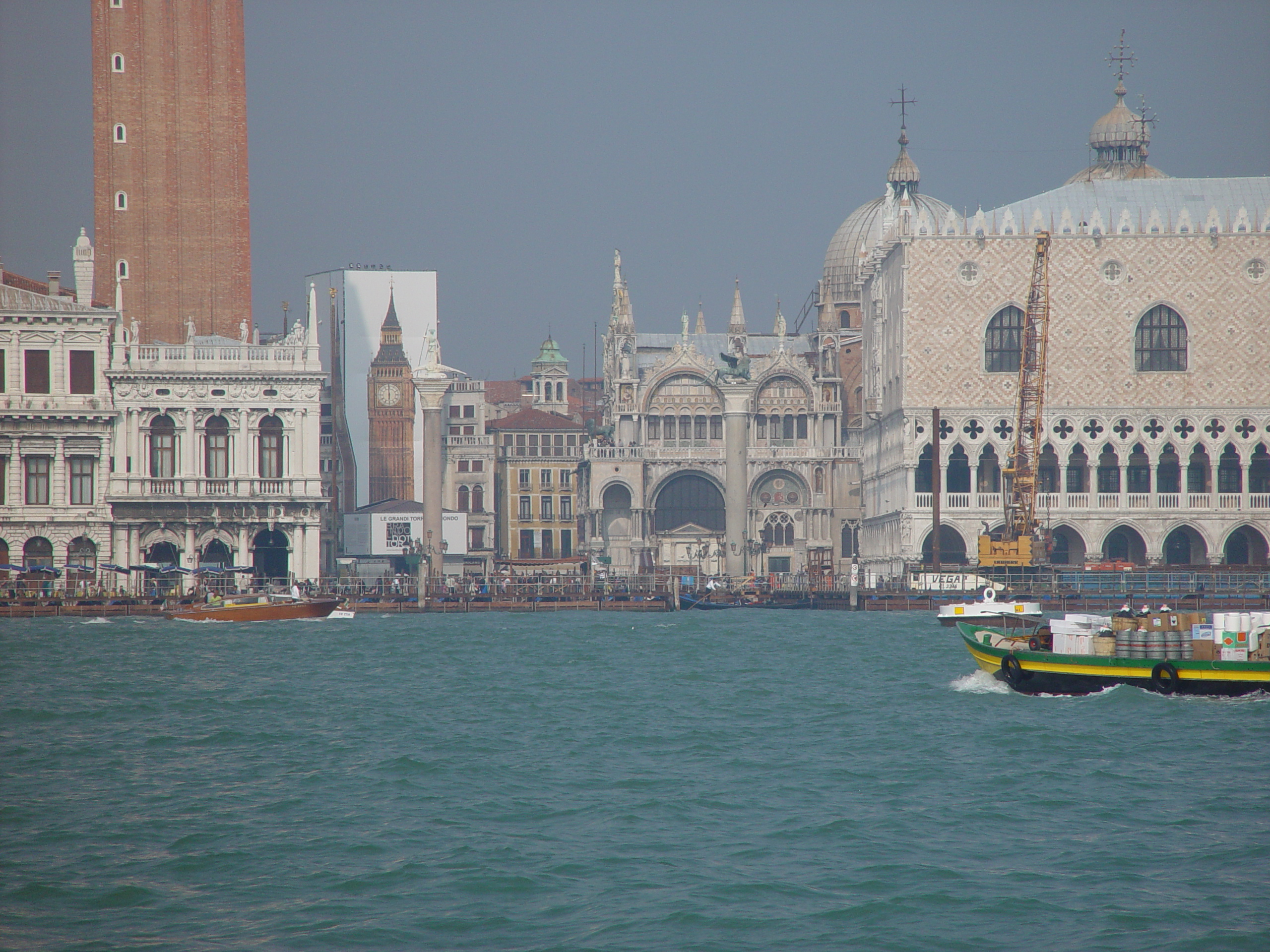 Europe Trip 2005 - Italy (Venice - Pigeons, St Mark's Basilica / Square / Clocktower, Gondola Ride, Gelato)