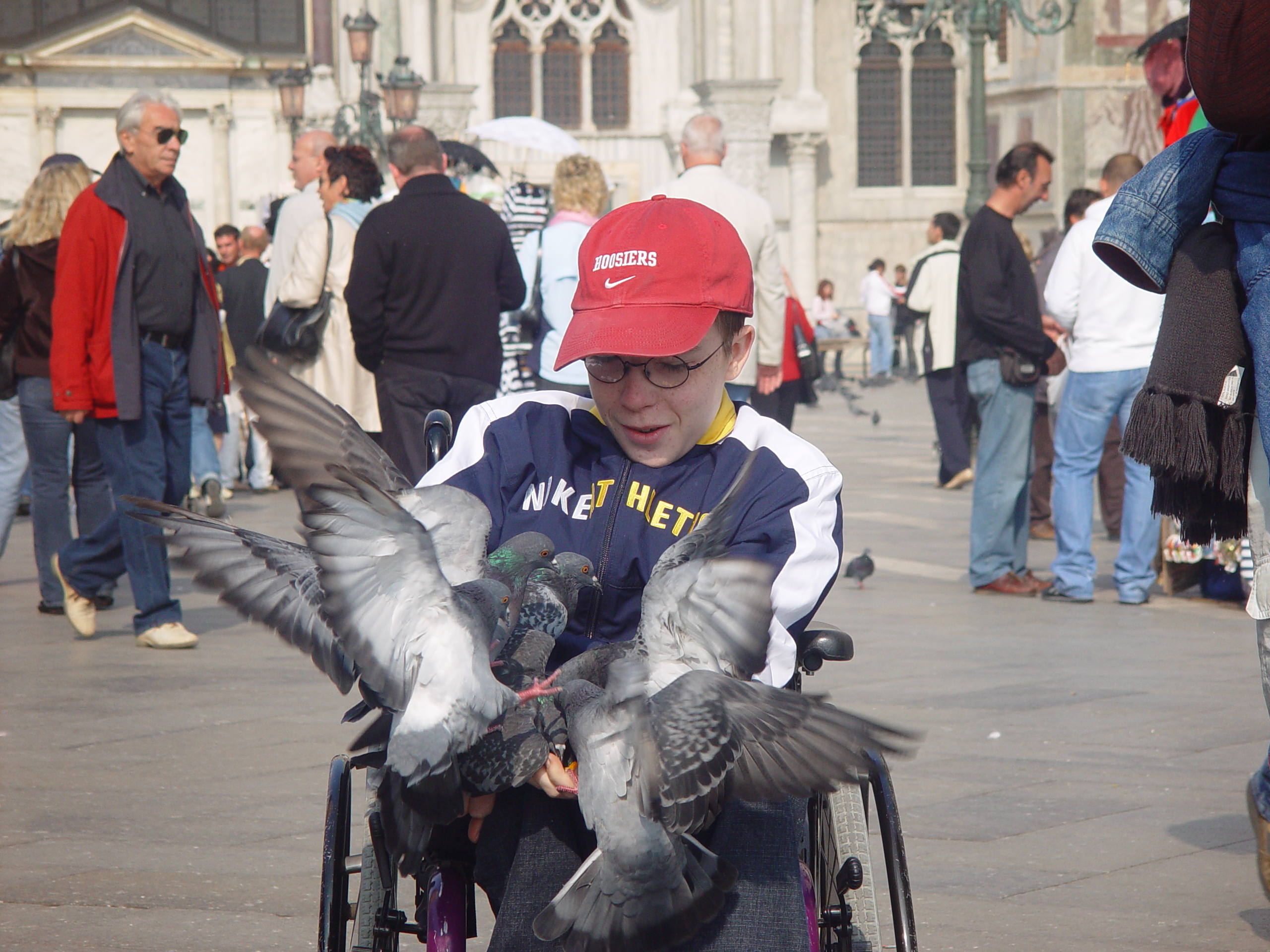 Europe Trip 2005 - Italy (Venice - Pigeons, St Mark's Basilica / Square / Clocktower, Gondola Ride, Gelato)