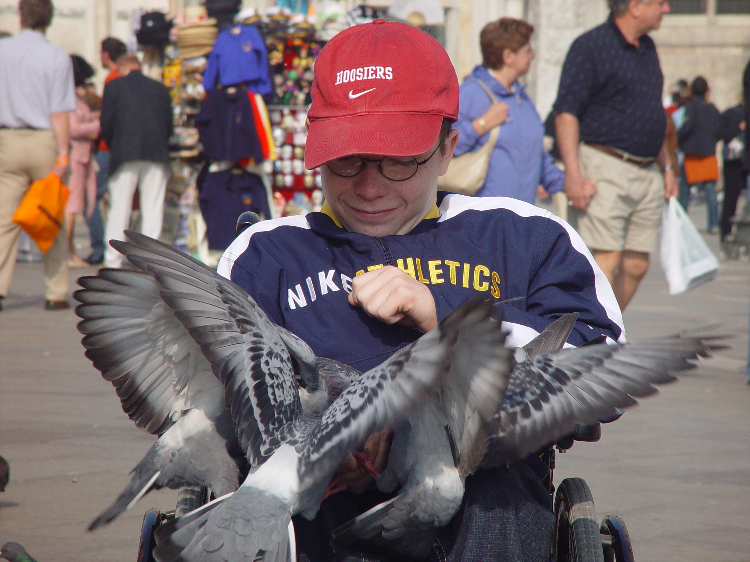 Europe Trip 2005 - Italy (Venice - Pigeons, St Mark's Basilica / Square / Clocktower, Gondola Ride, Gelato)