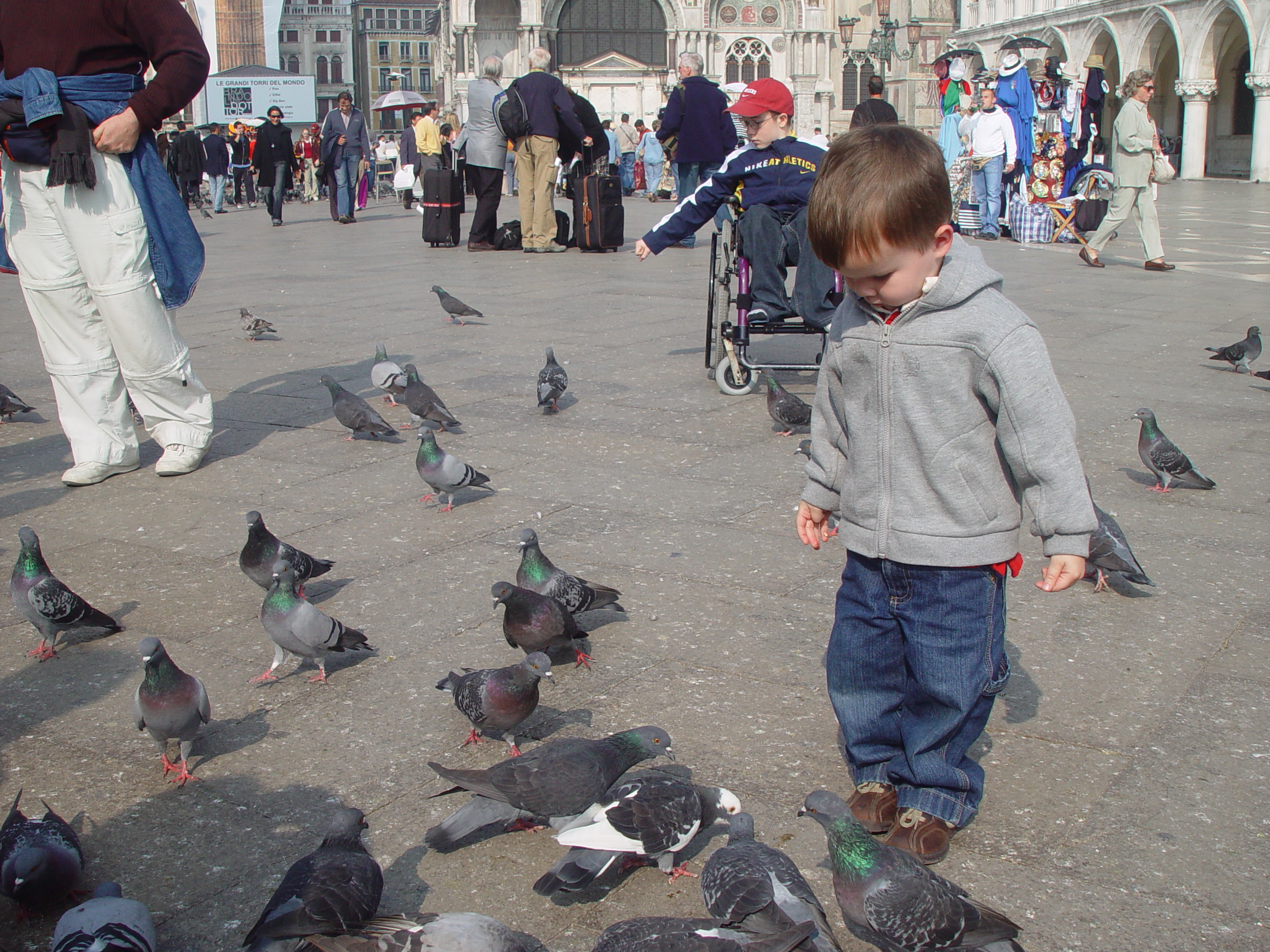 Europe Trip 2005 - Italy (Venice - Pigeons, St Mark's Basilica / Square / Clocktower, Gondola Ride, Gelato)