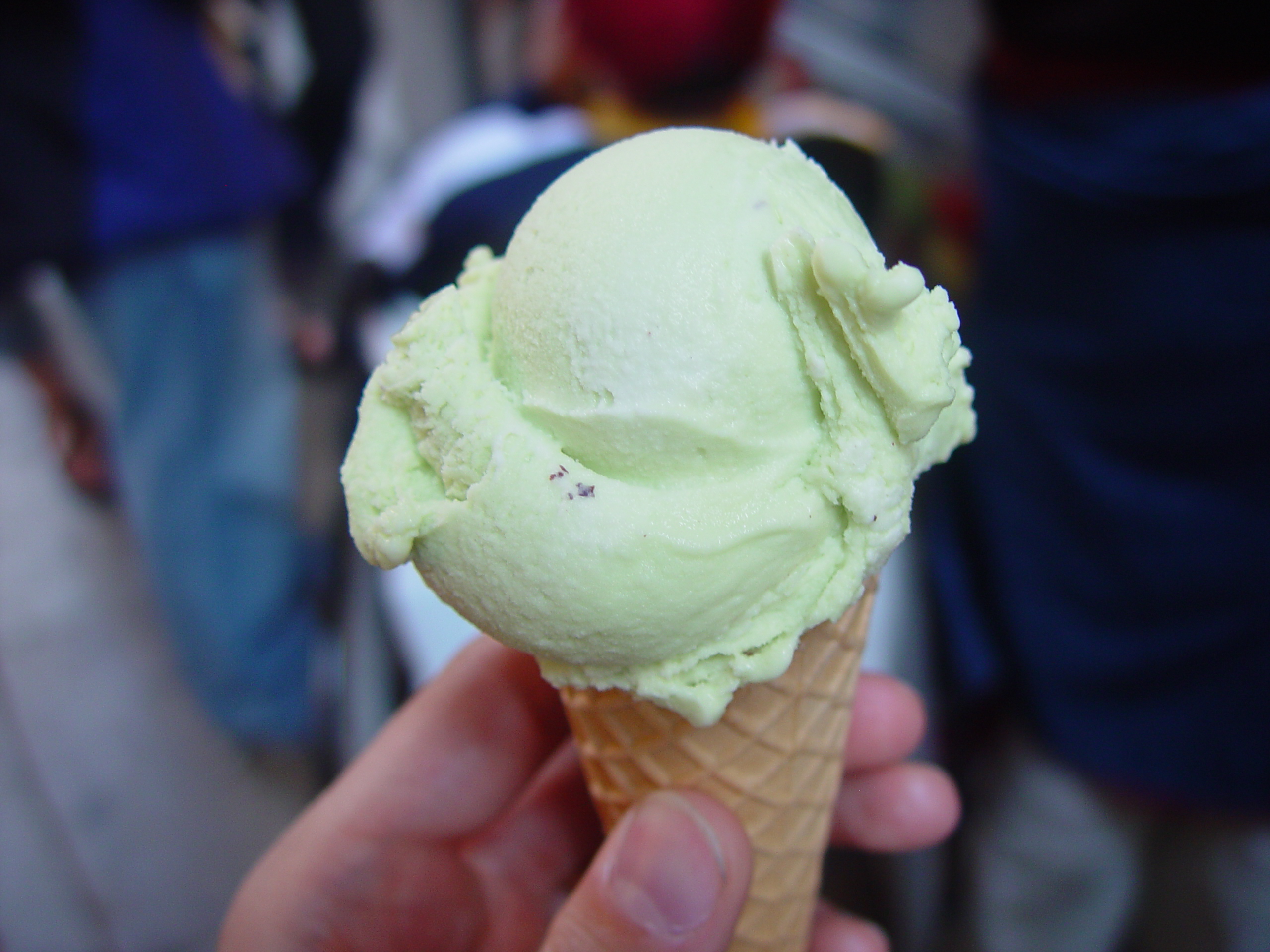 Europe Trip 2005 - Italy (Venice - Pigeons, St Mark's Basilica / Square / Clocktower, Gondola Ride, Gelato)